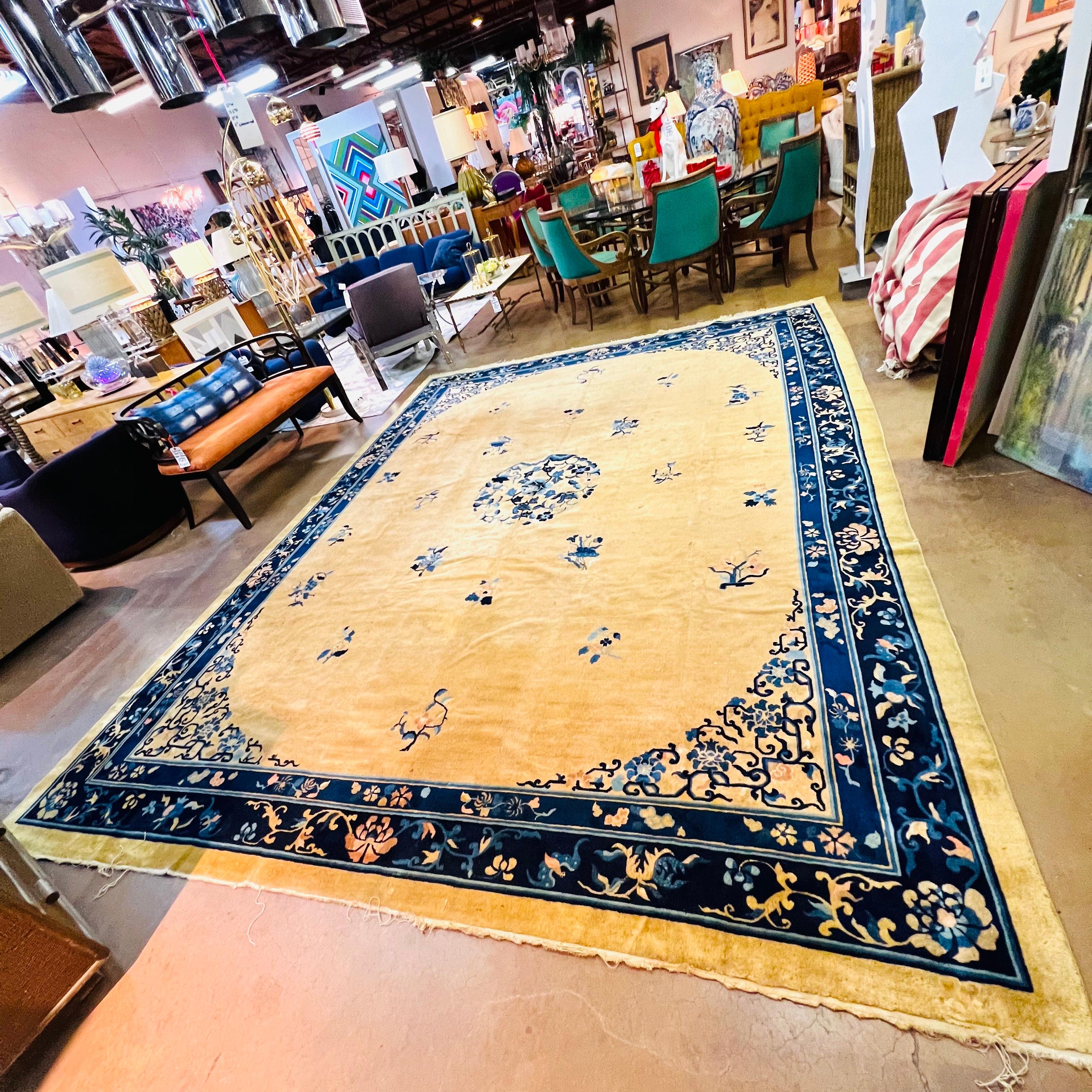 Chinese Peking Hand Knotted Rug In Good Condition For Sale In Dallas, TX