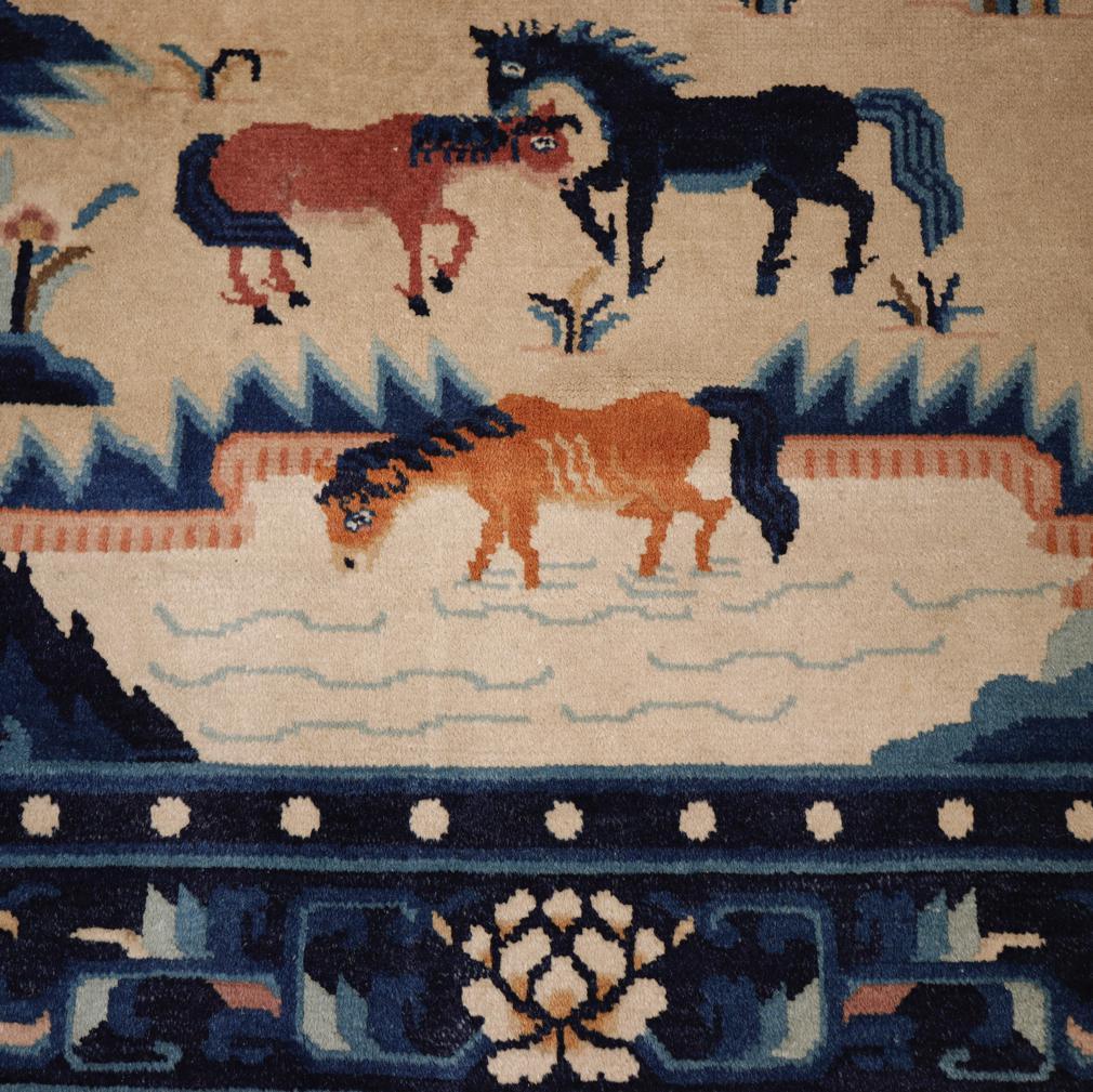 Qing Chinese Peking Pictorial Rug, Blue and Beige, Early 20th century.