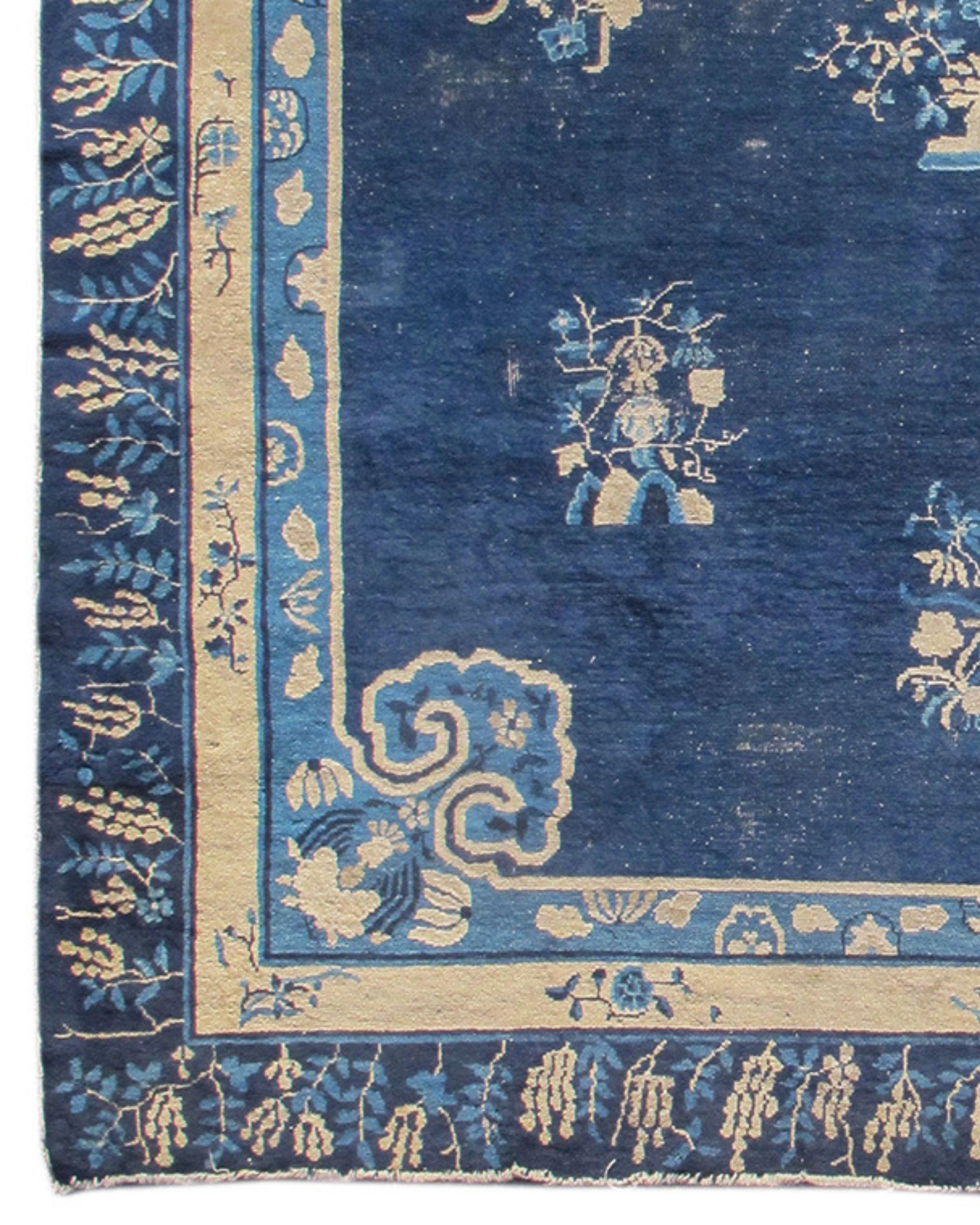 Chinese Peking Rug, c. 1900 In Good Condition For Sale In San Francisco, CA