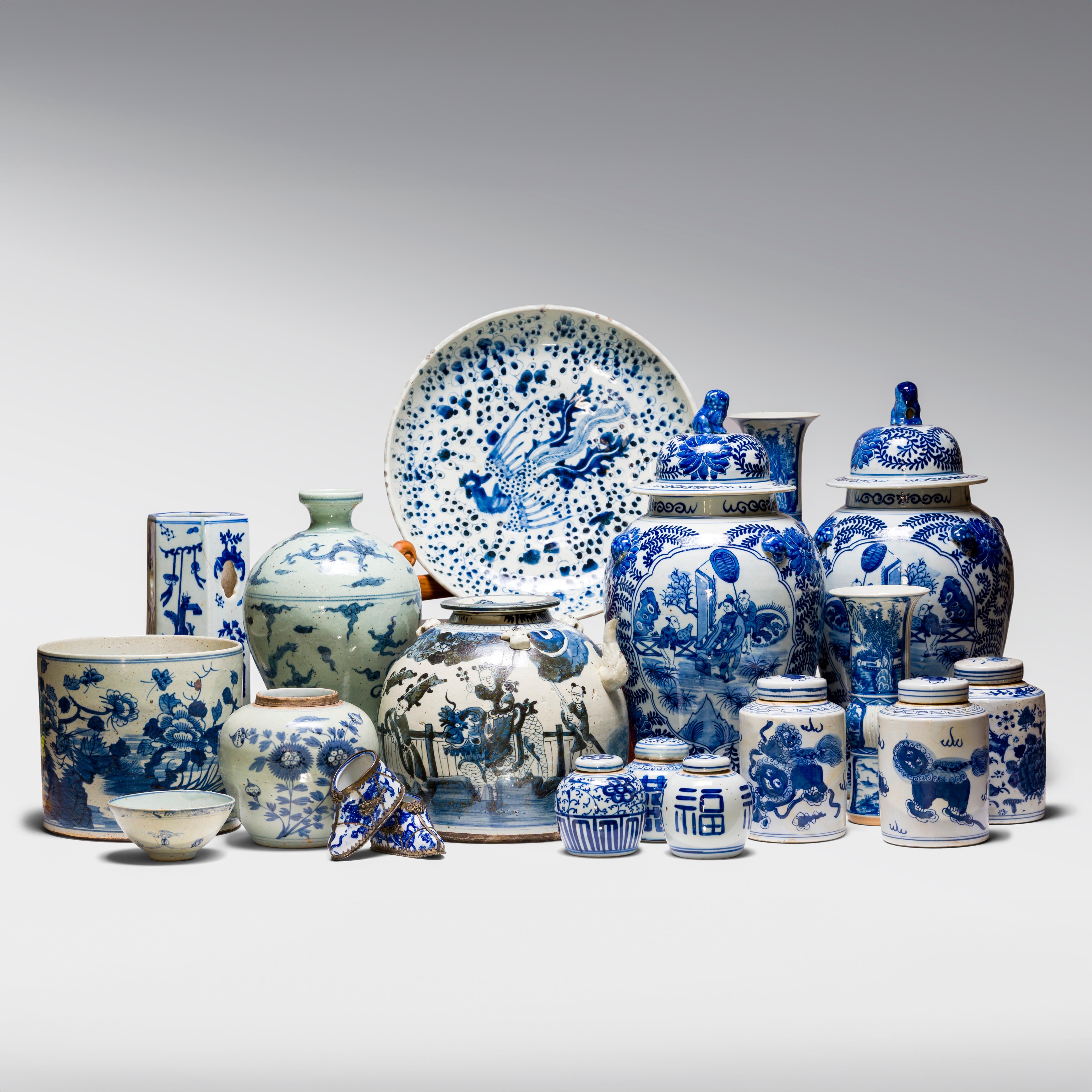 Chinese Petite Blue & White Floral Jar, c. 1900 1
