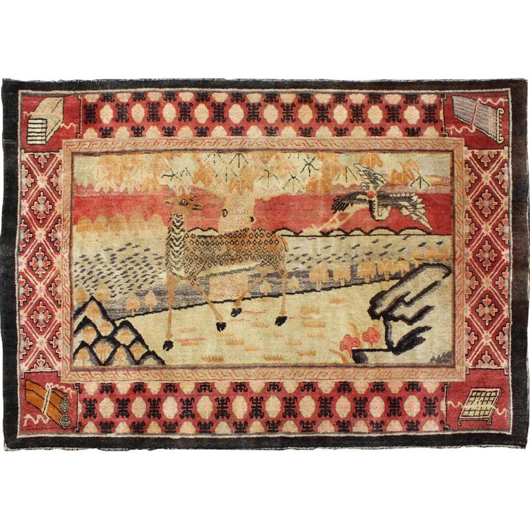 Antiker chinesischer Bildteppich mit Hirsch- und Kranichfiguren im Angebot  bei 1stDibs