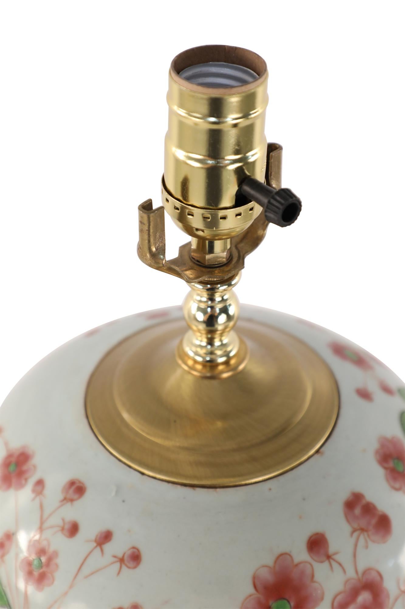 Chinese Pink Cherry Blossom Tree Motif Table Lamp Mounted on a Wooden Base In Good Condition For Sale In New York, NY