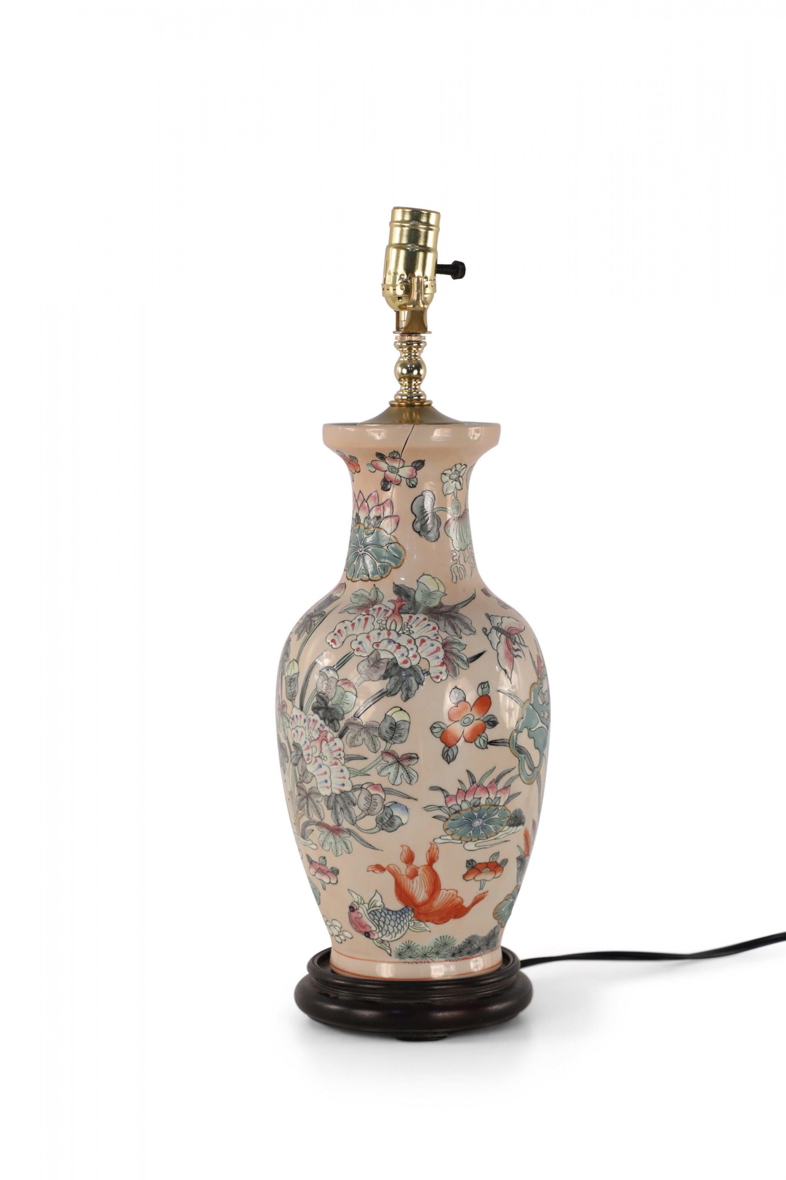Metal Chinese Pink Floral and Bird Design Table Lamp For Sale