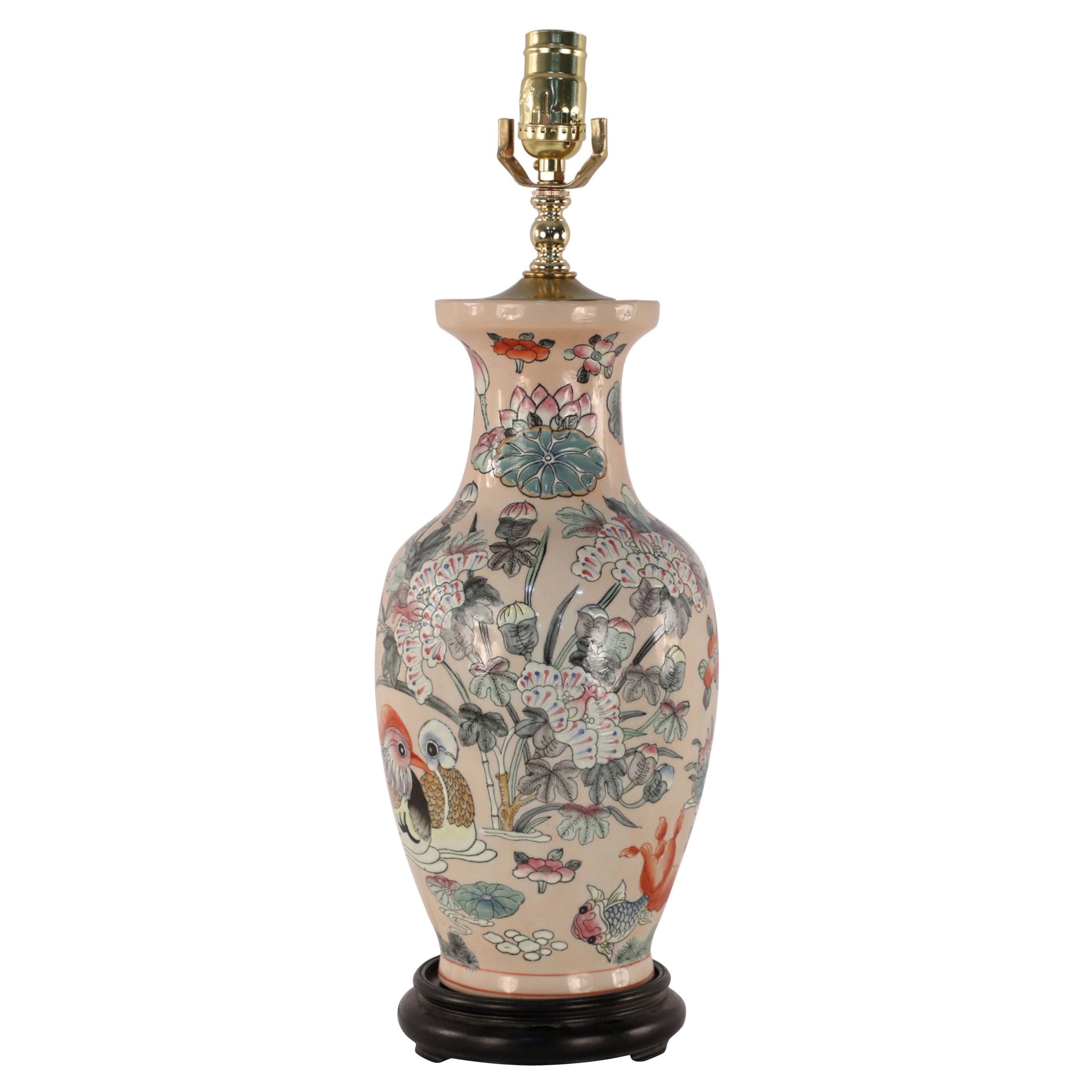 Lampe de bureau chinoise rose à motifs floraux et oiseaux
