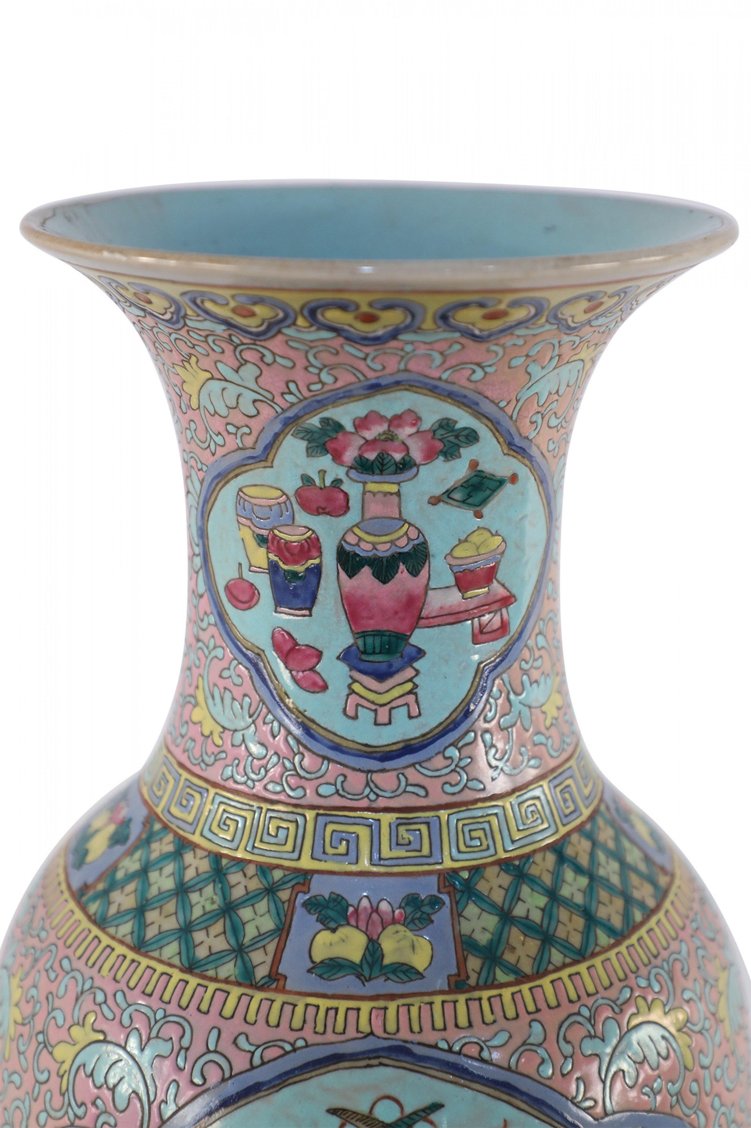Chinese Pink Floral and Blue Cartouche Porcelain Urn For Sale 2