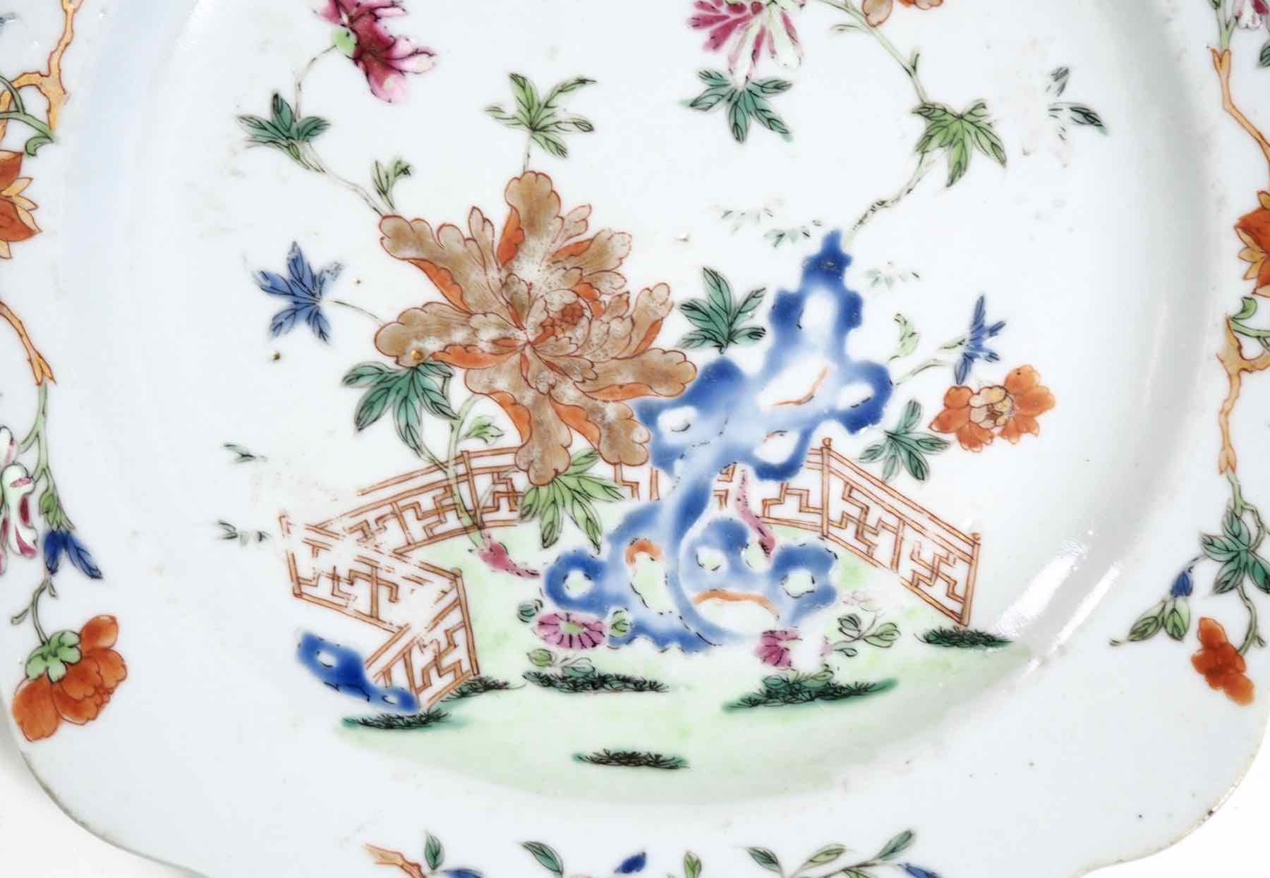 Chinesischer chinesischer Teller, 18. Jahrhundert im Angebot 1