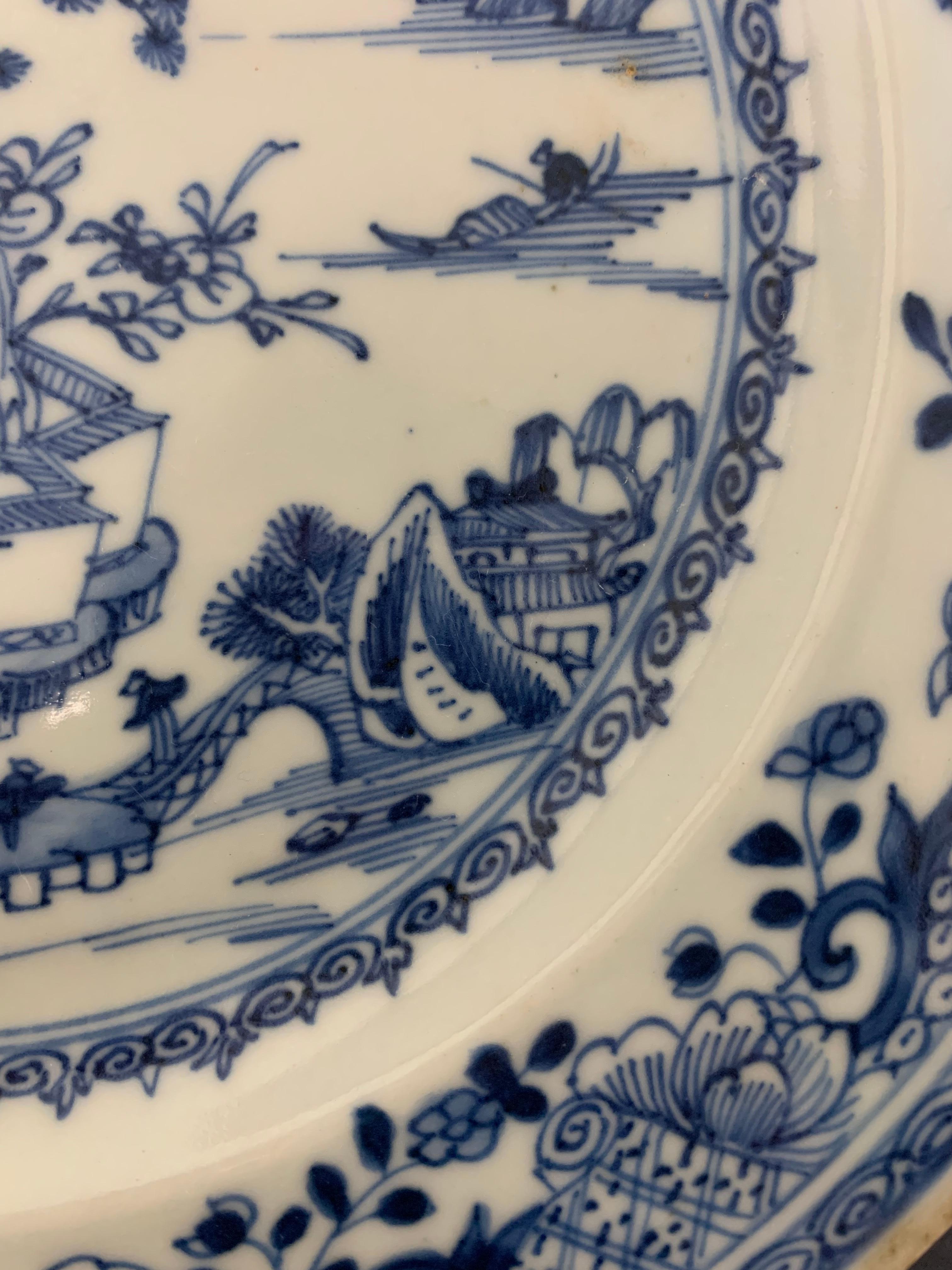 Chinese Plate Inspired by the Blue Family India Compagny, Mid 19th Century 2