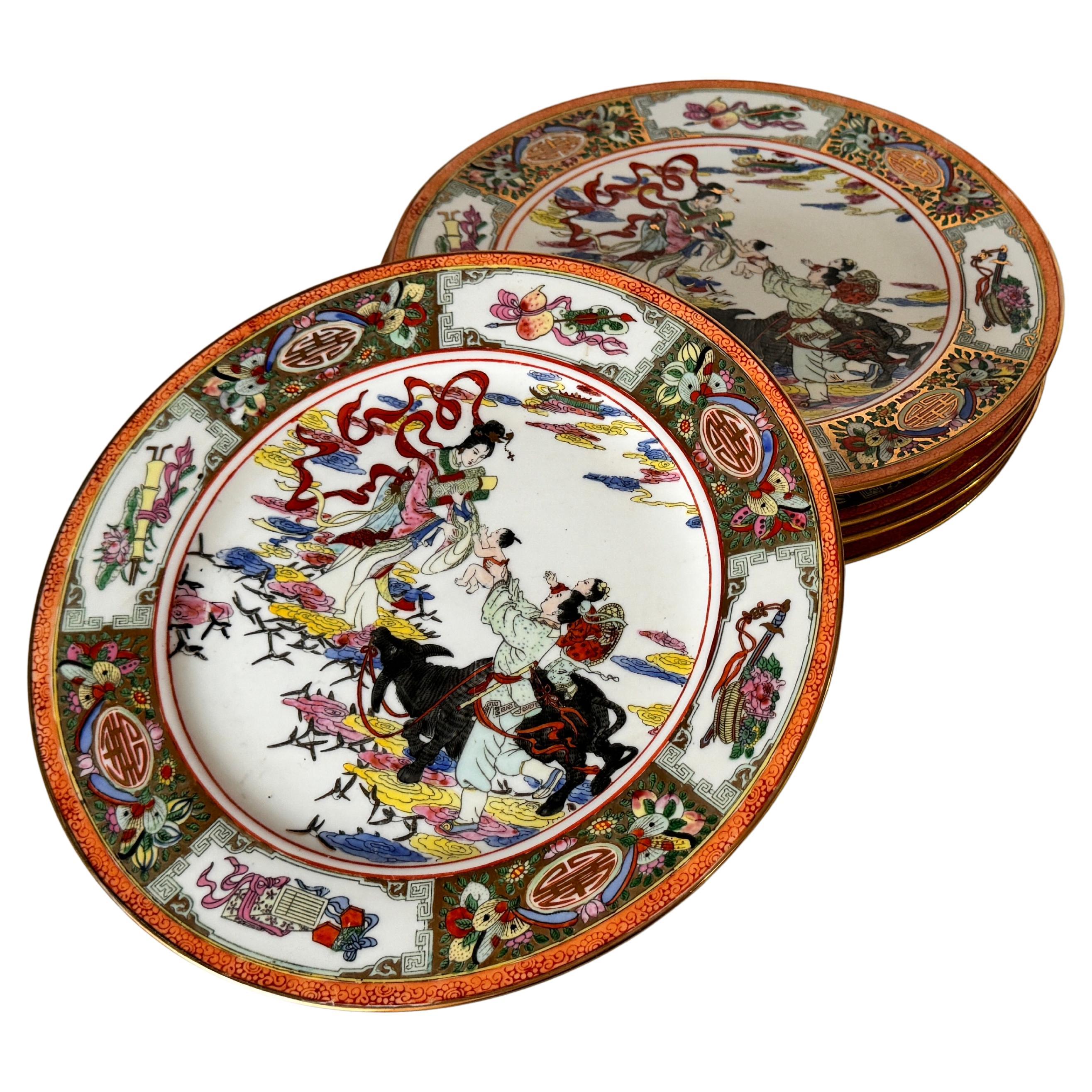 Assiettes chinoises peintes à la main avec des couleurs différentes lot de 5 Chine 1960
