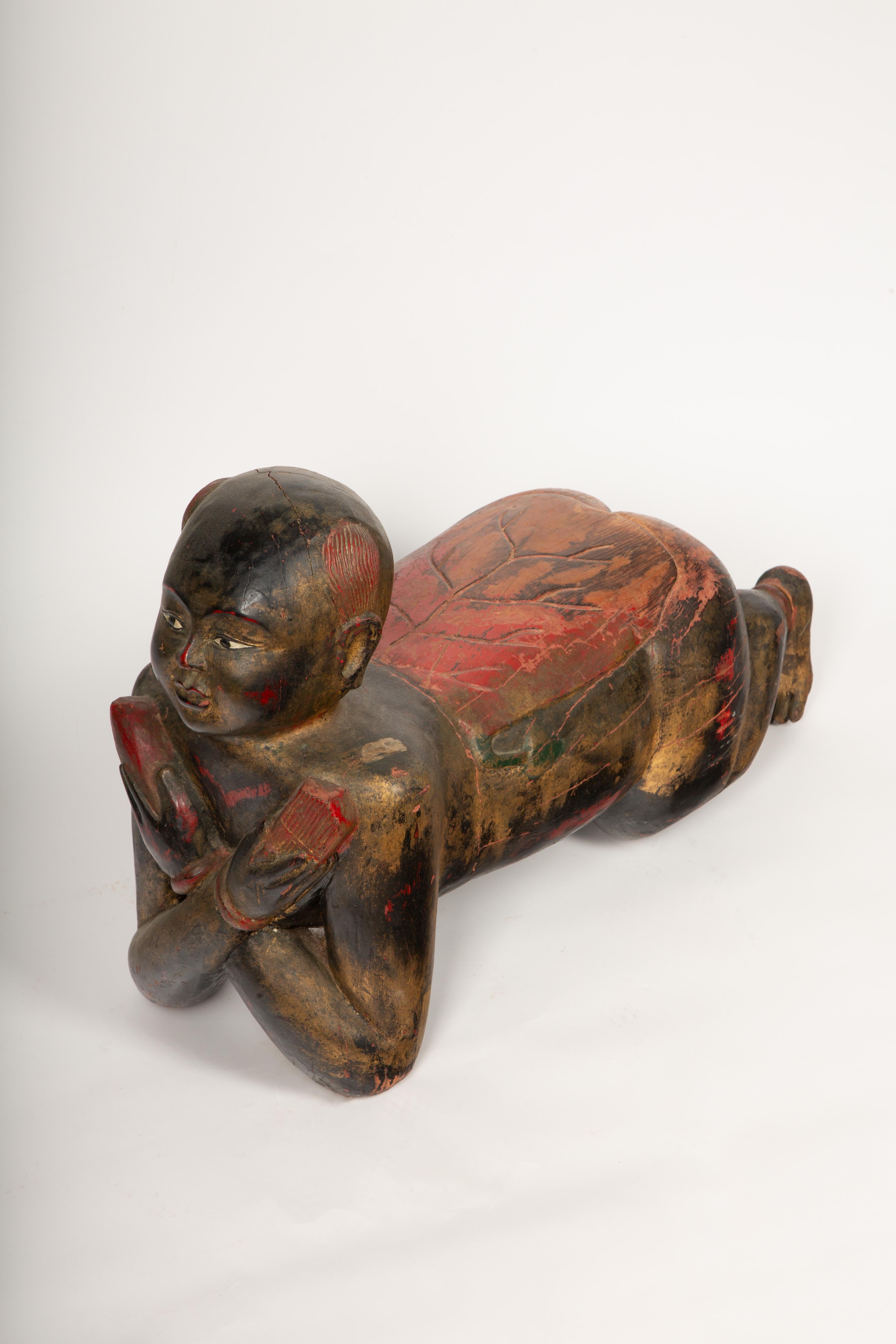 Chinesische polychrome Kopfstütze in Form eines Mannes geschnitzt im Zustand „Gut“ im Angebot in New York, NY