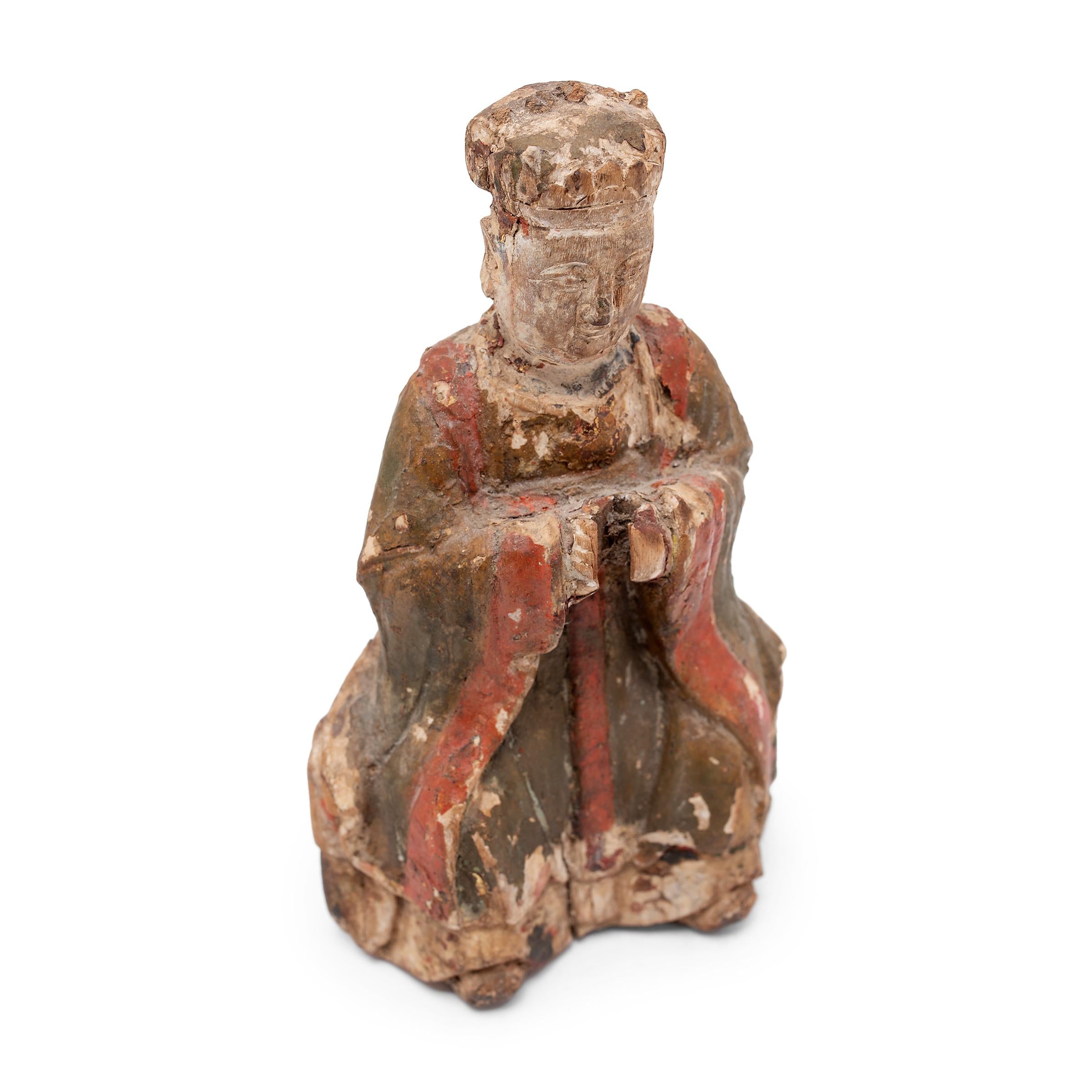 Sculpté à la main Figure d'empereur d'autel chinois en jade polychrome, vers 1800 en vente
