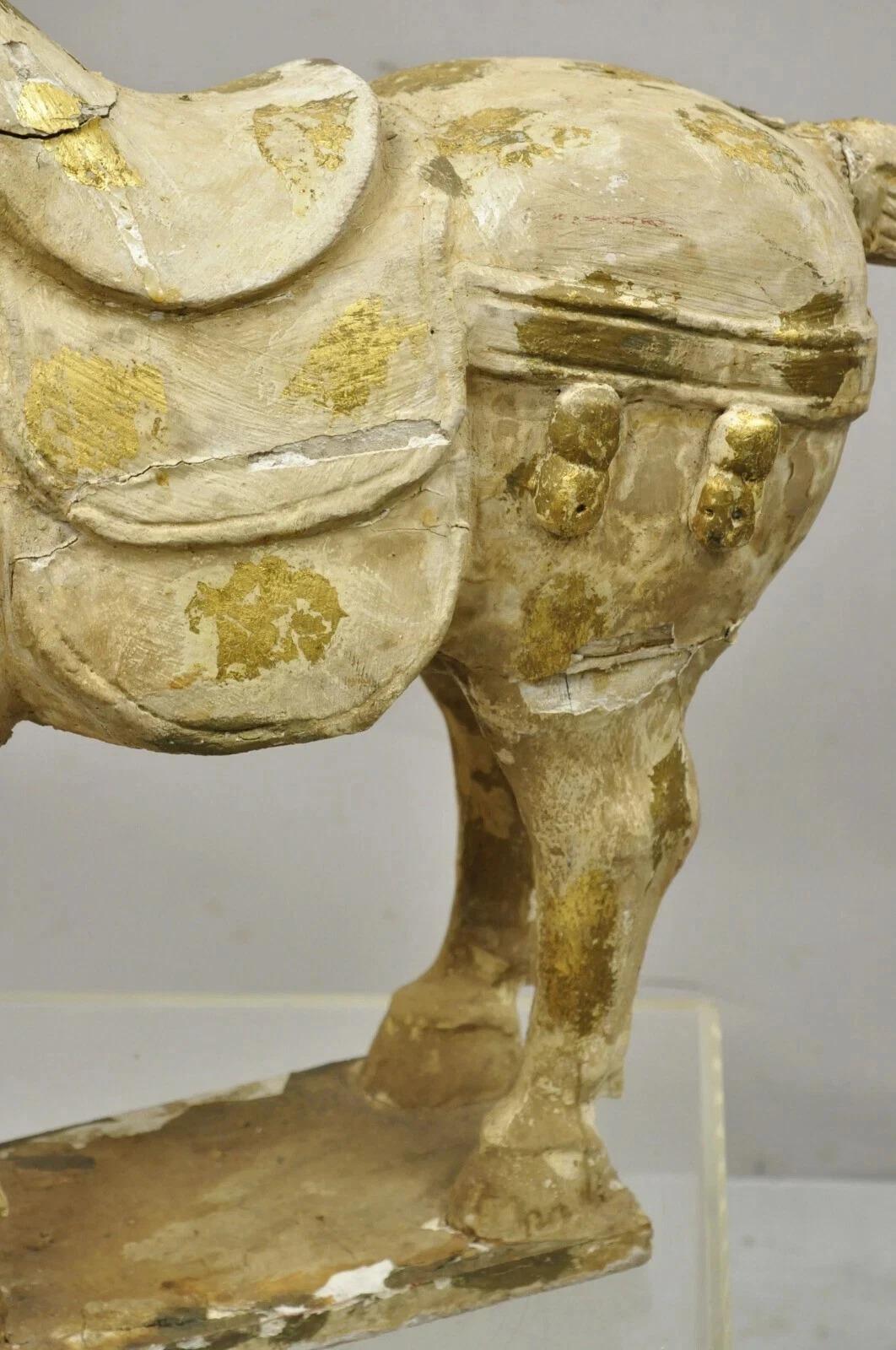 Escultura China de Madera Tallada Policromada 28