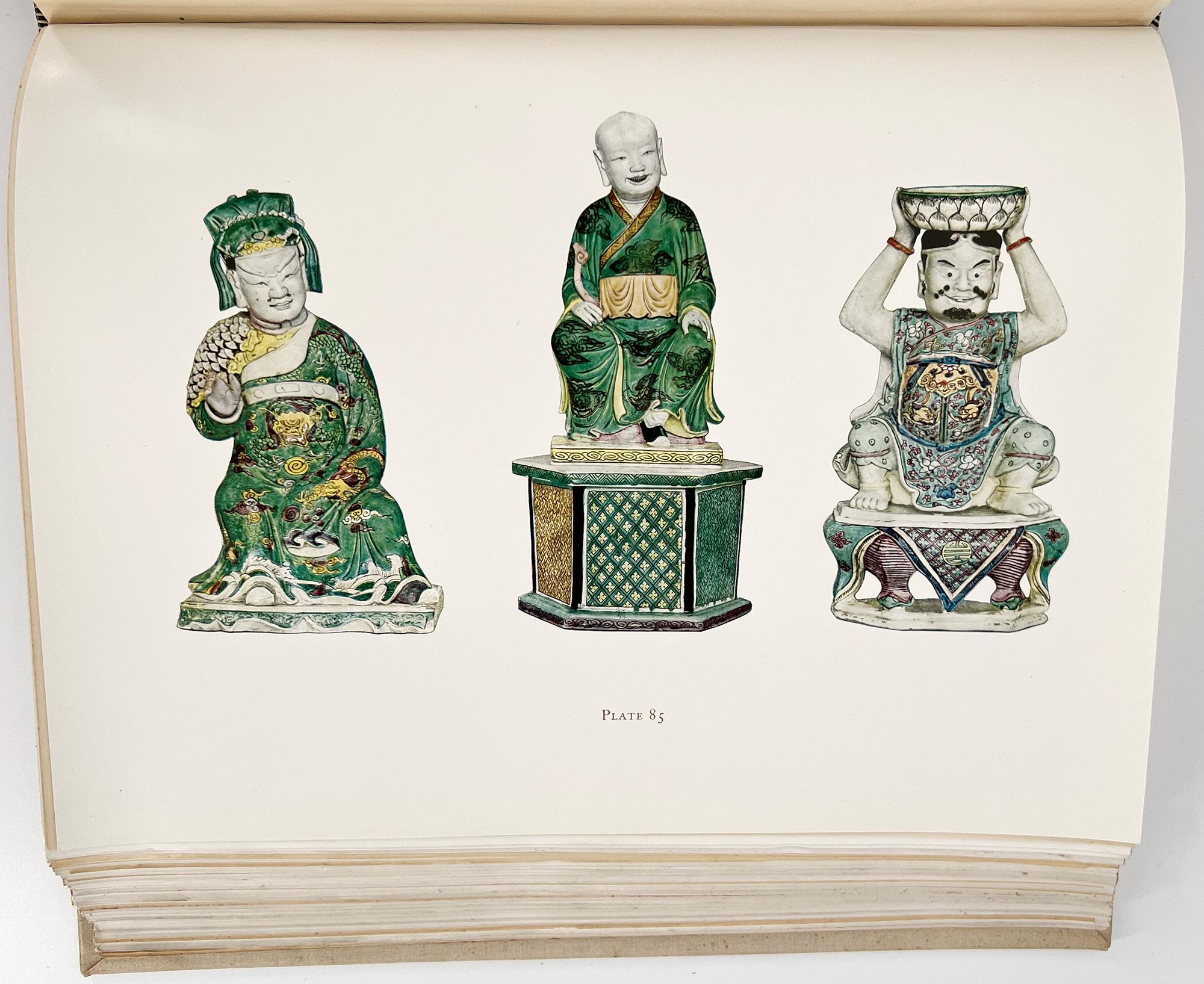 «CHINESE PORCELAIN and HARD STONES » d'Edgar GORER et J.F. Plus noir /  2 volumes en vente 6