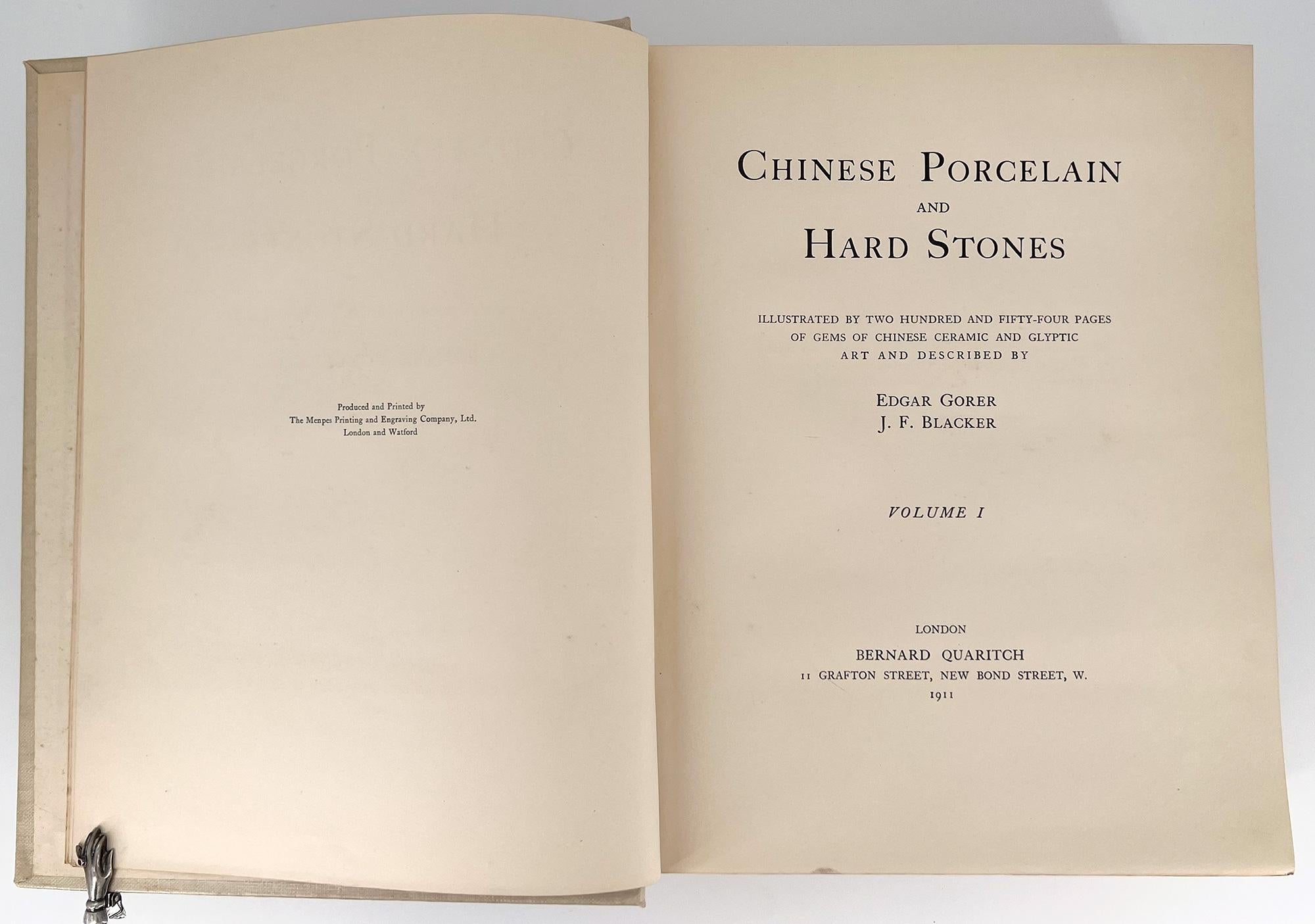 «CHINESE PORCELAIN and HARD STONES » d'Edgar GORER et J.F. Plus noir /  2 volumes en vente 8