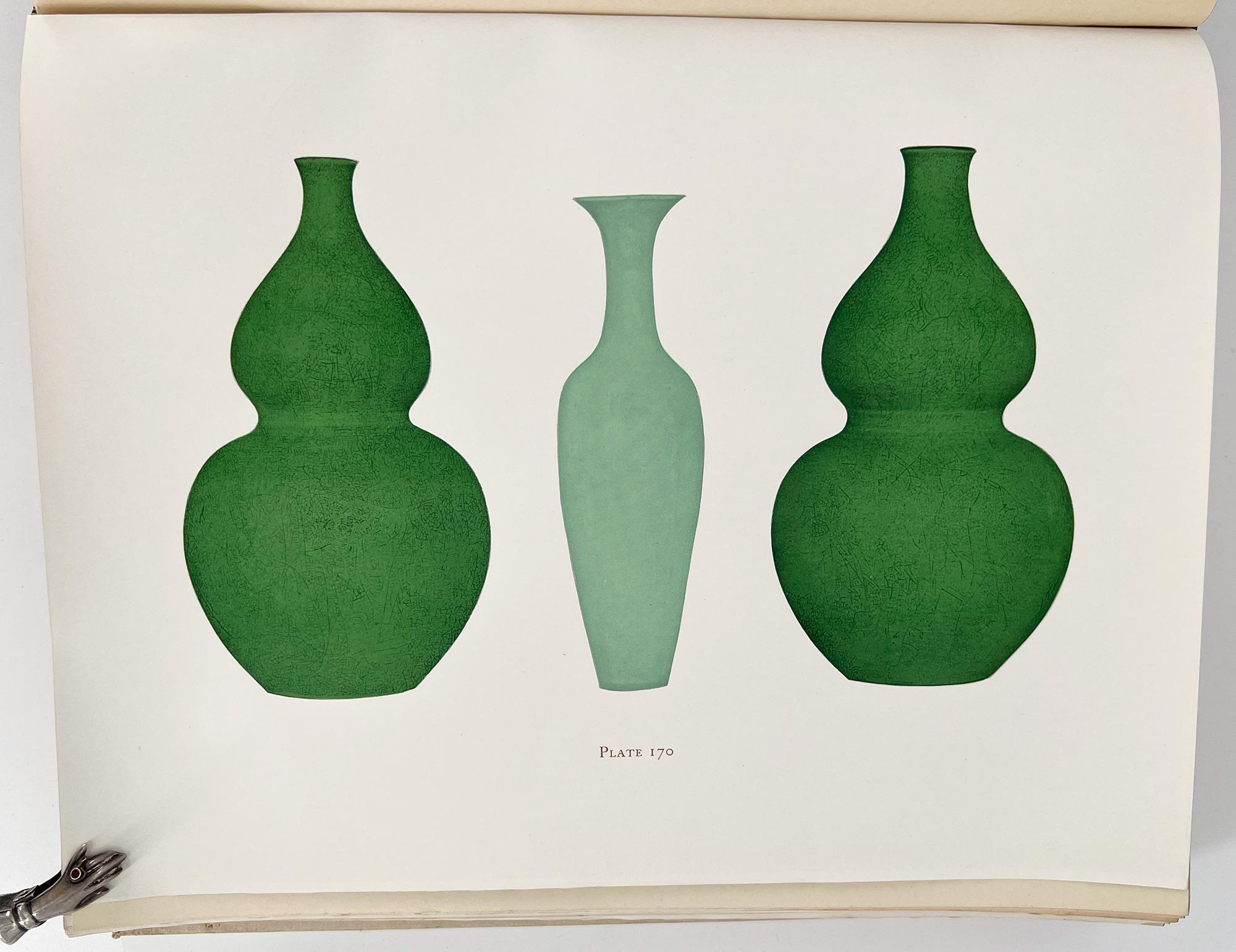 Anglais «CHINESE PORCELAIN and HARD STONES » d'Edgar GORER et J.F. Plus noir /  2 volumes en vente