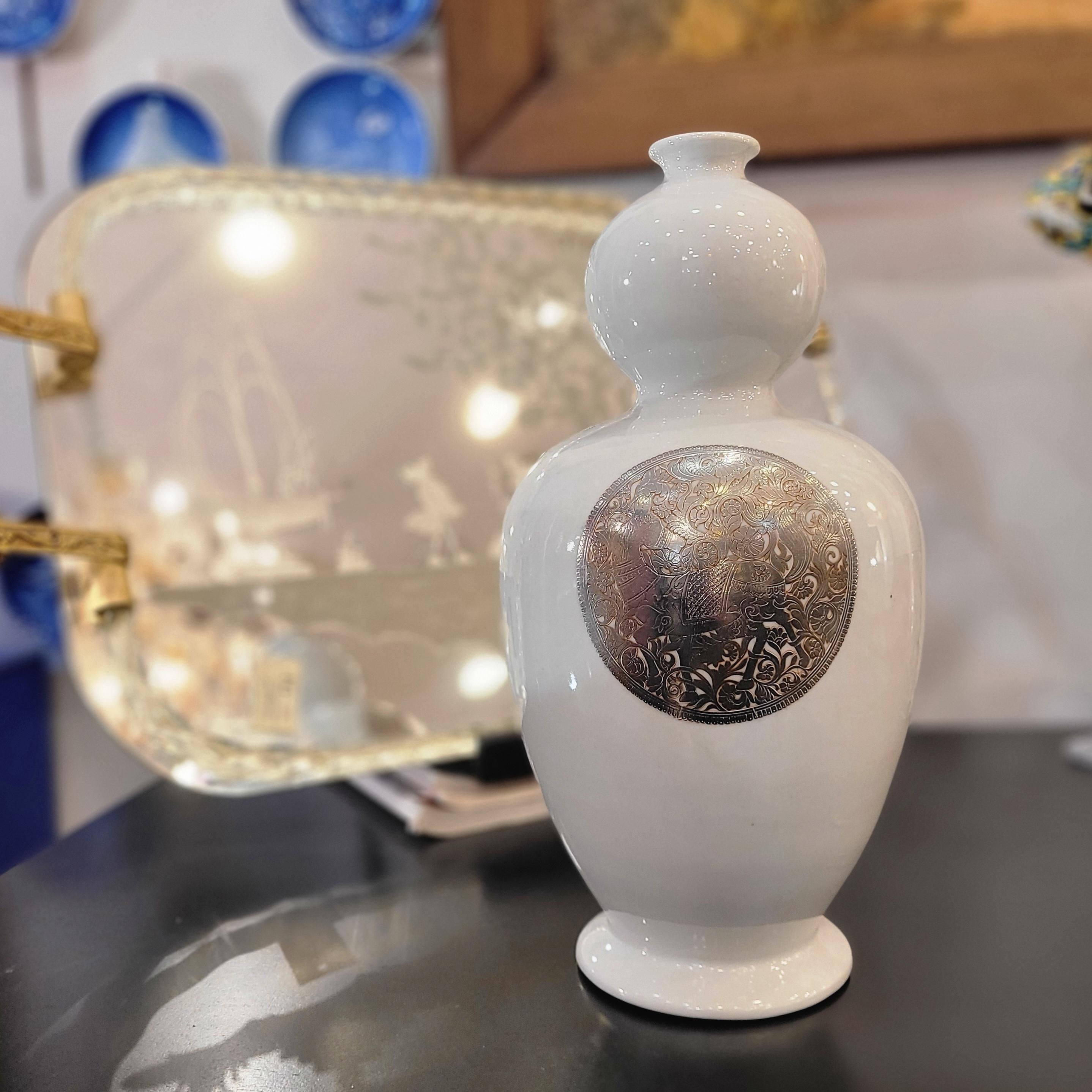 Chinesische Vase aus Porzellan und Silber, Fabienne Jouvin Frankreich im Angebot 12