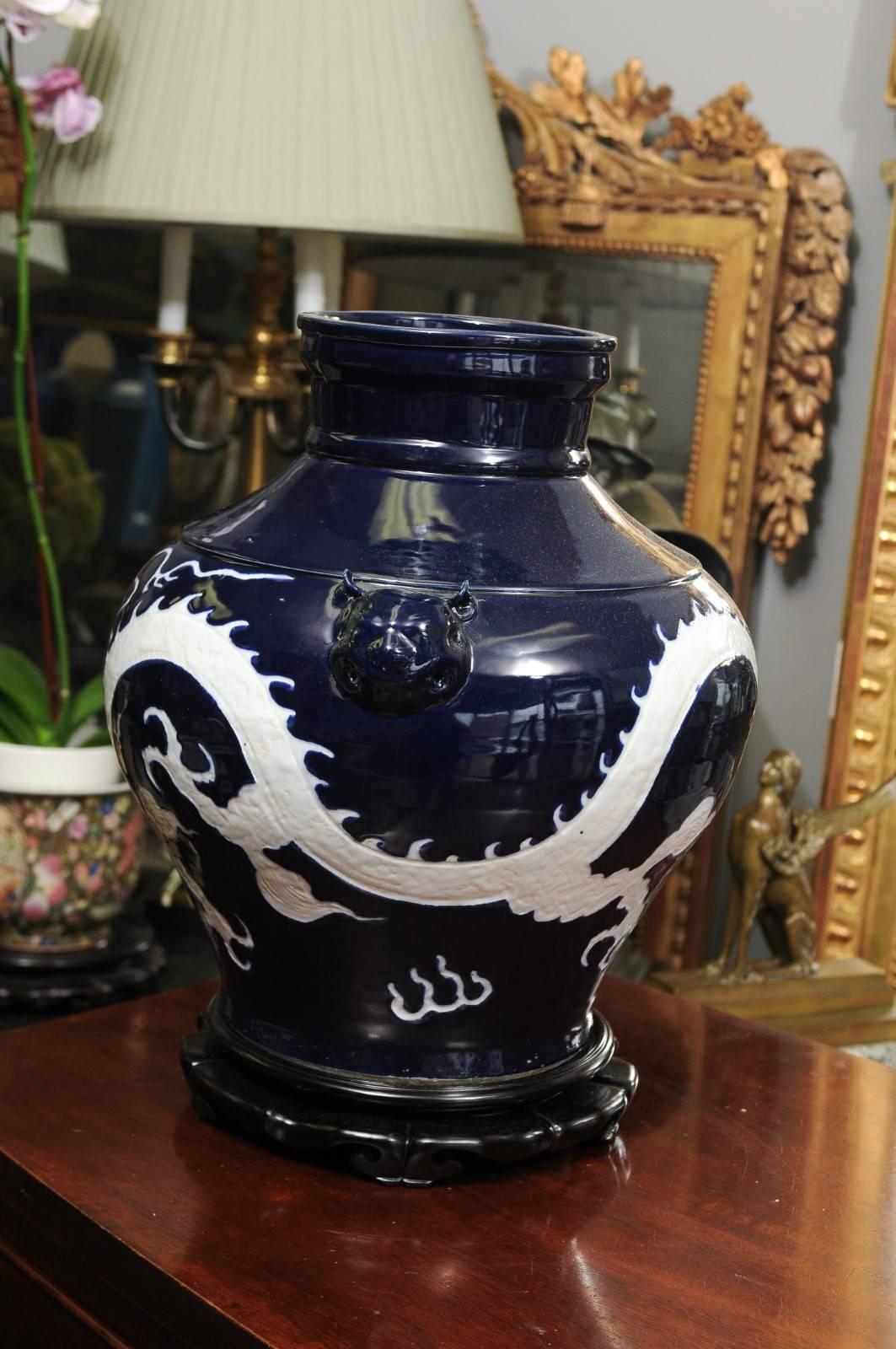 Glazed Chinese Porcelain Blue and White Dragon Baluster Vase For Sale