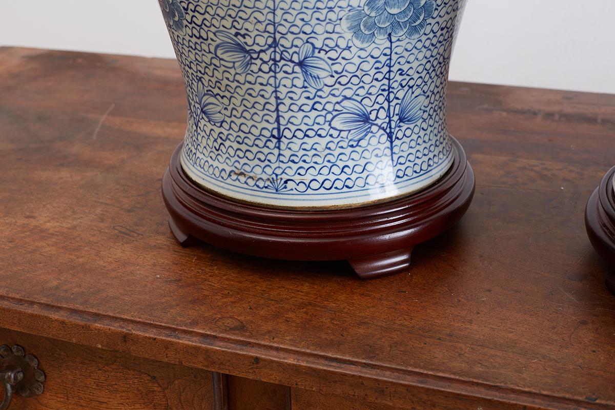 Chinese Porcelain Blue and White Ginger Jar Lamps 4