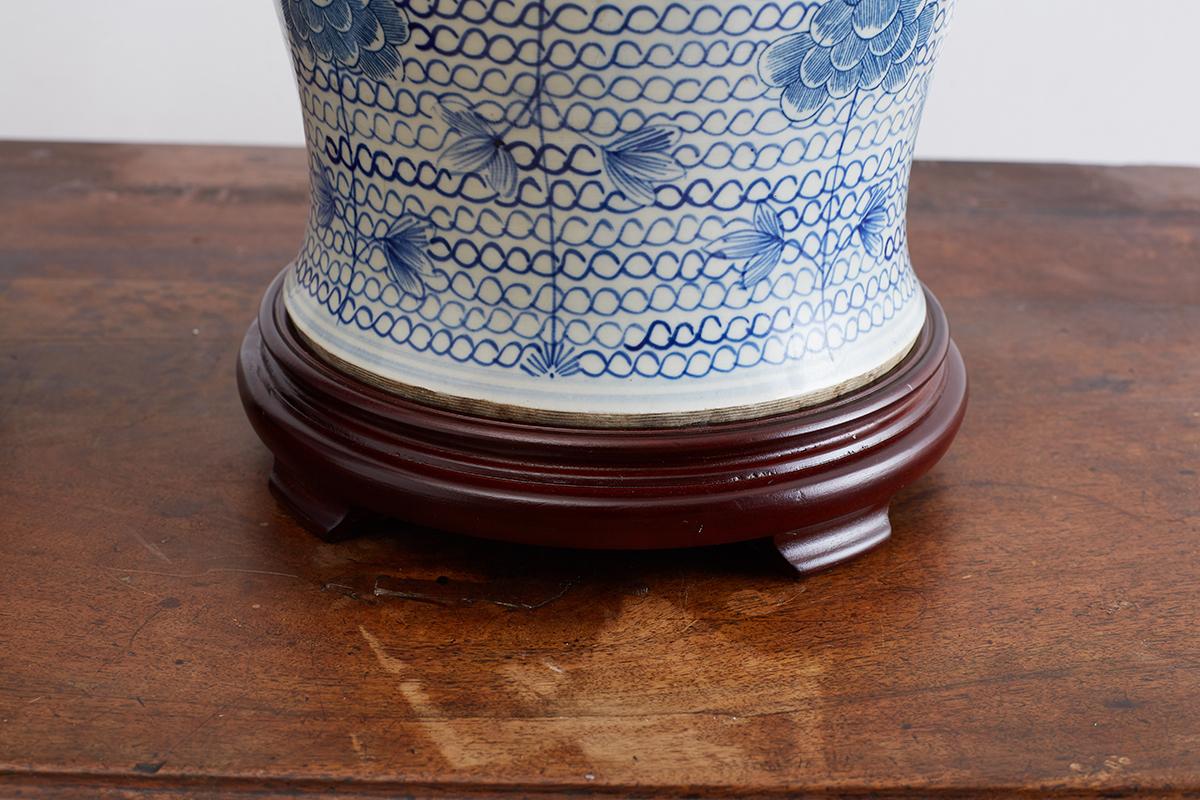 Chinese Porcelain Blue and White Ginger Jar Lamps 5