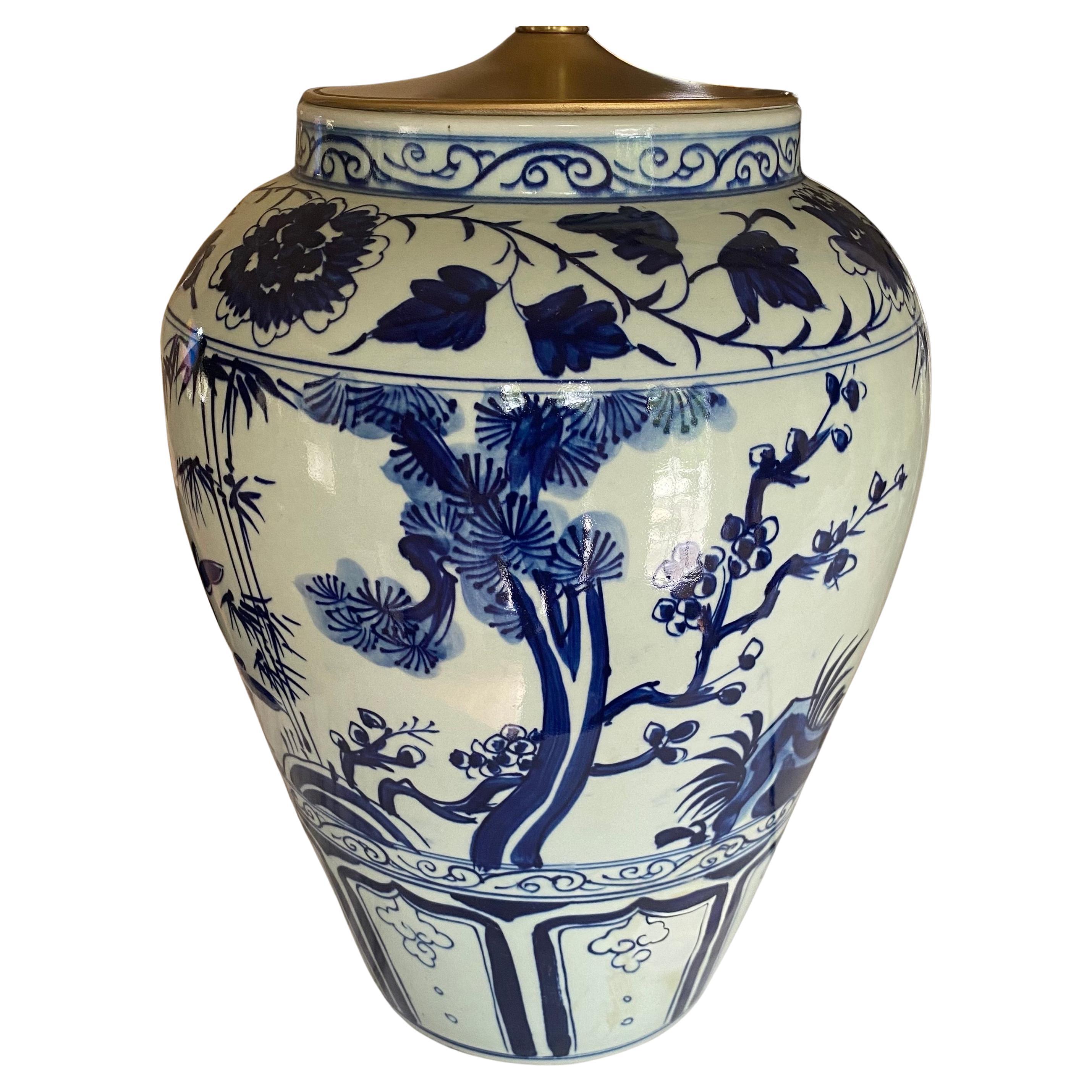 Chinesisches Porzellan Blau und Weiß Ingwer Glas Tischlampe (Chinoiserie) im Angebot