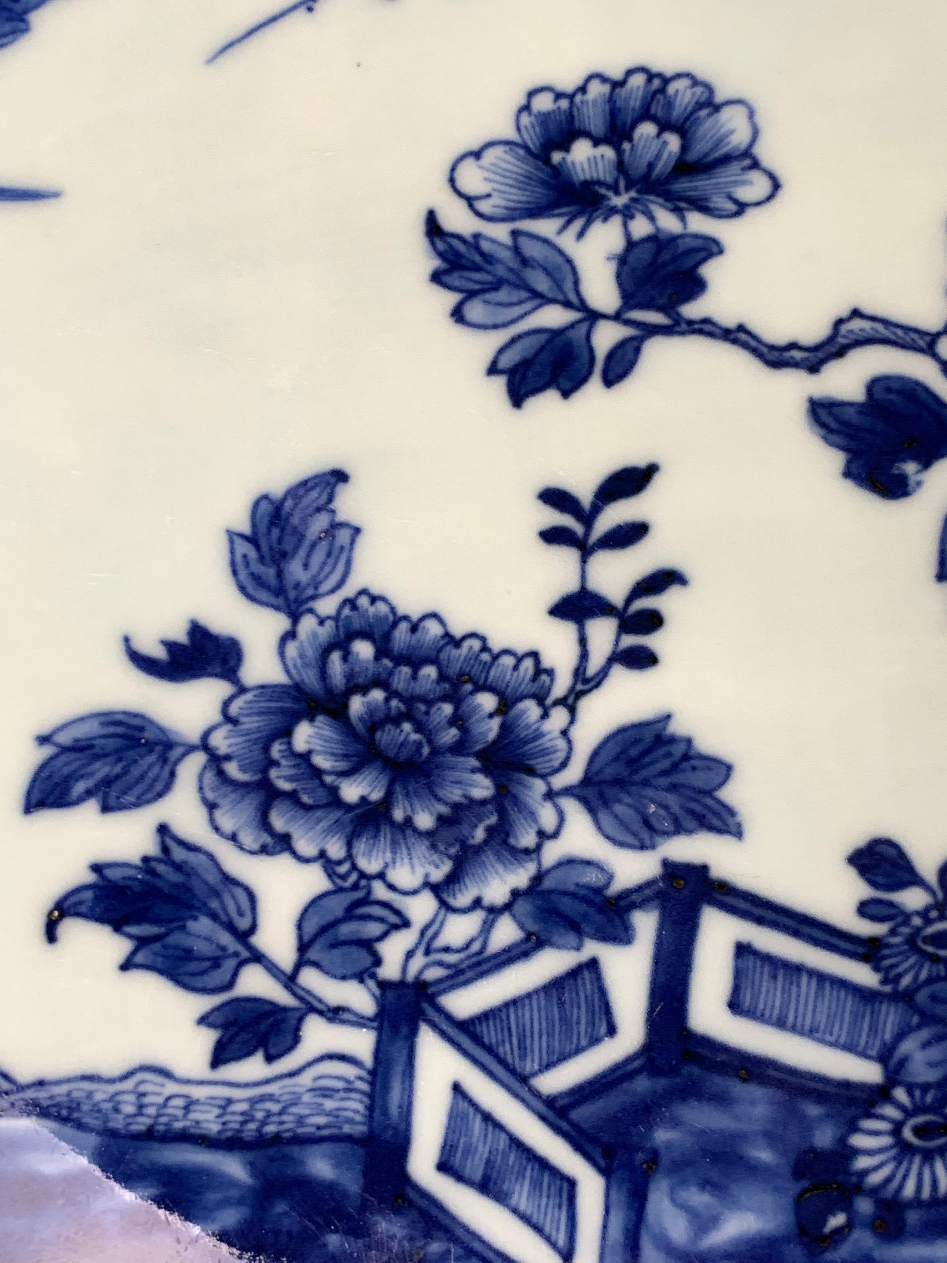 Chinese Porcelain Blue and White Platter Hand-Painted, 18th Century, Circa 1770 3