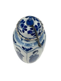 Blaue und weiße Teedose aus chinesischem Porzellan mit länglichen Elizas, Kangxi-Periode