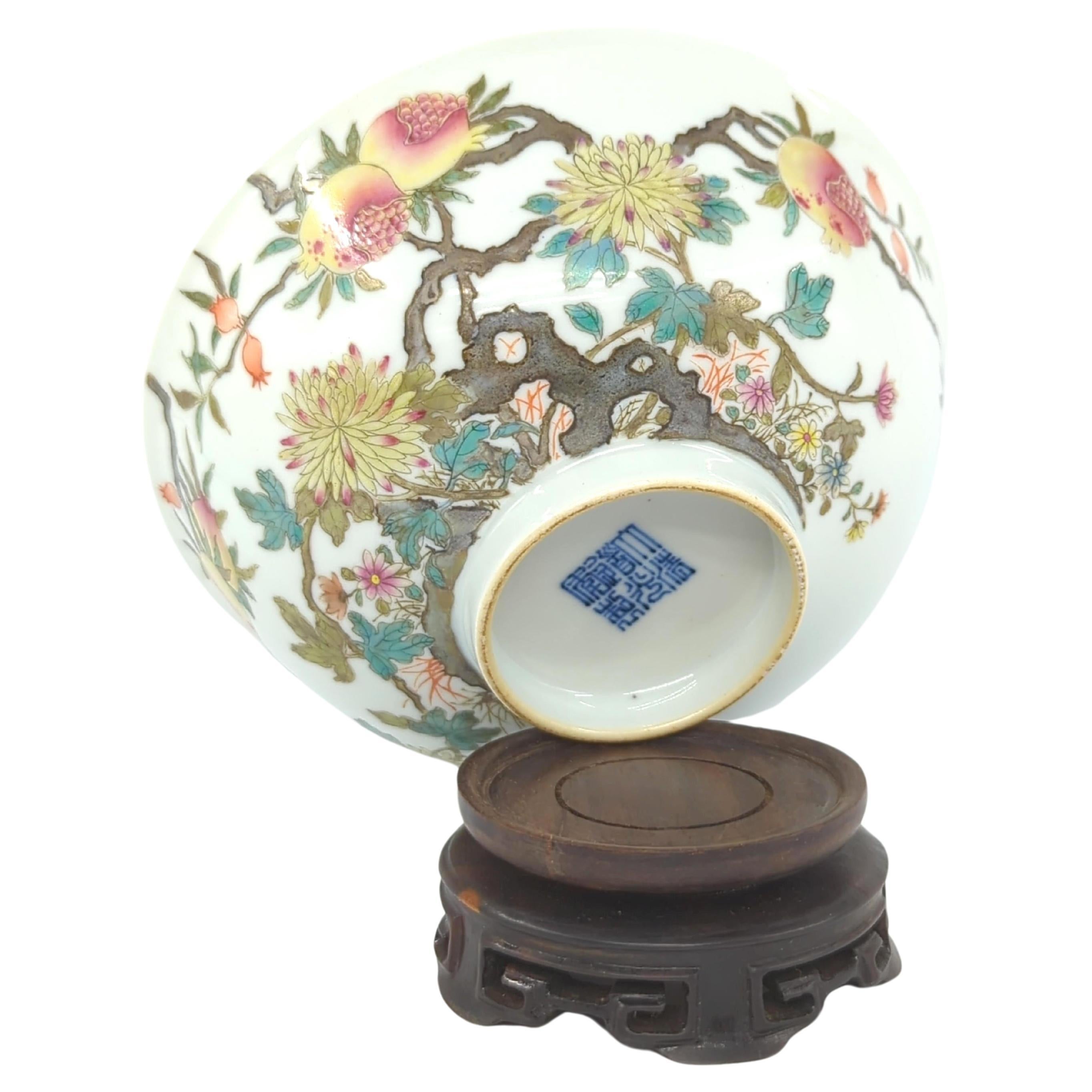 Chinese Porcelain Bowl Famille Rose Pomegranate Blue & White Lanterns Qing 19c For Sale 7