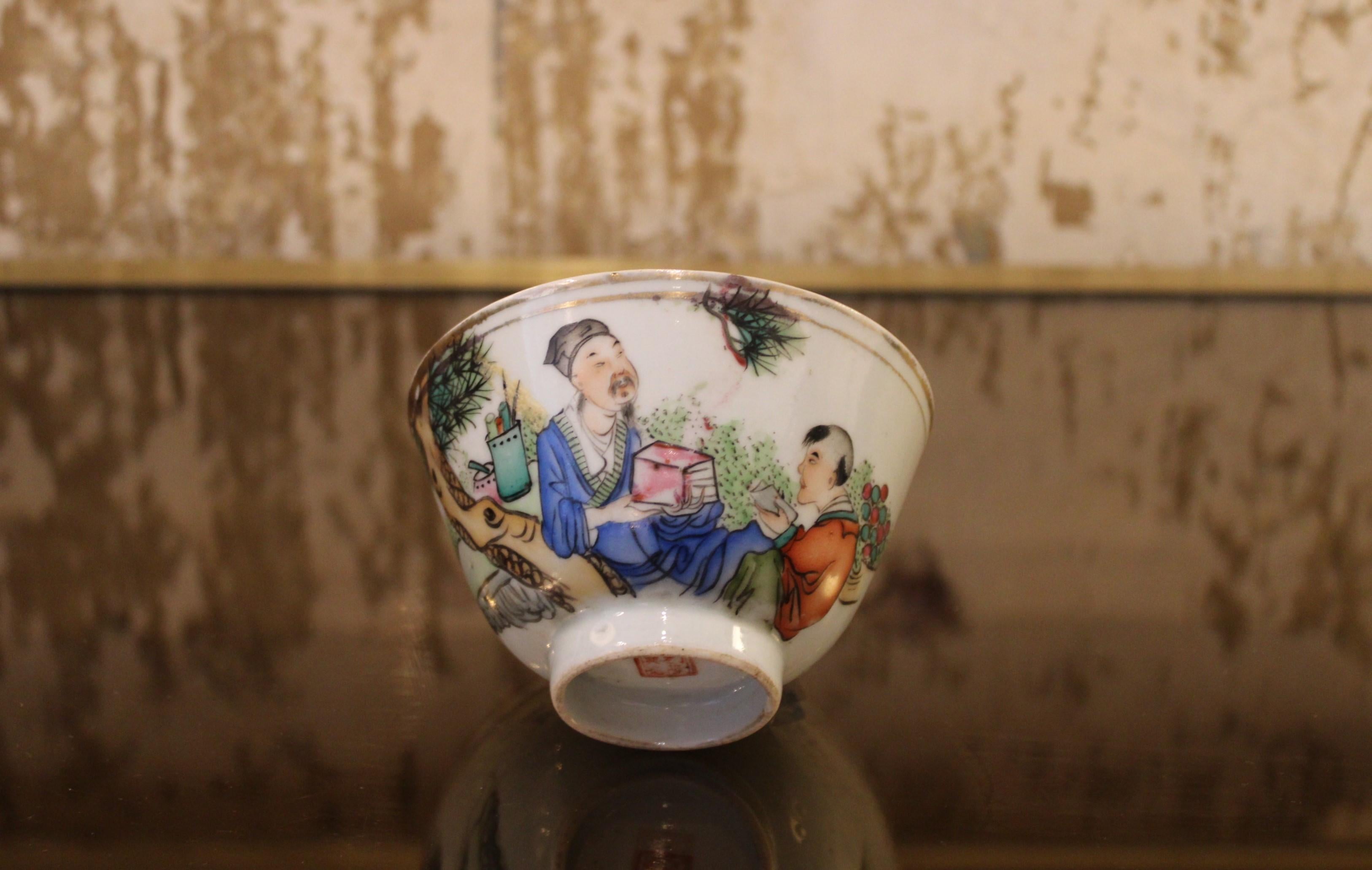 19th Century Chinese porcelain bowl  For Sale