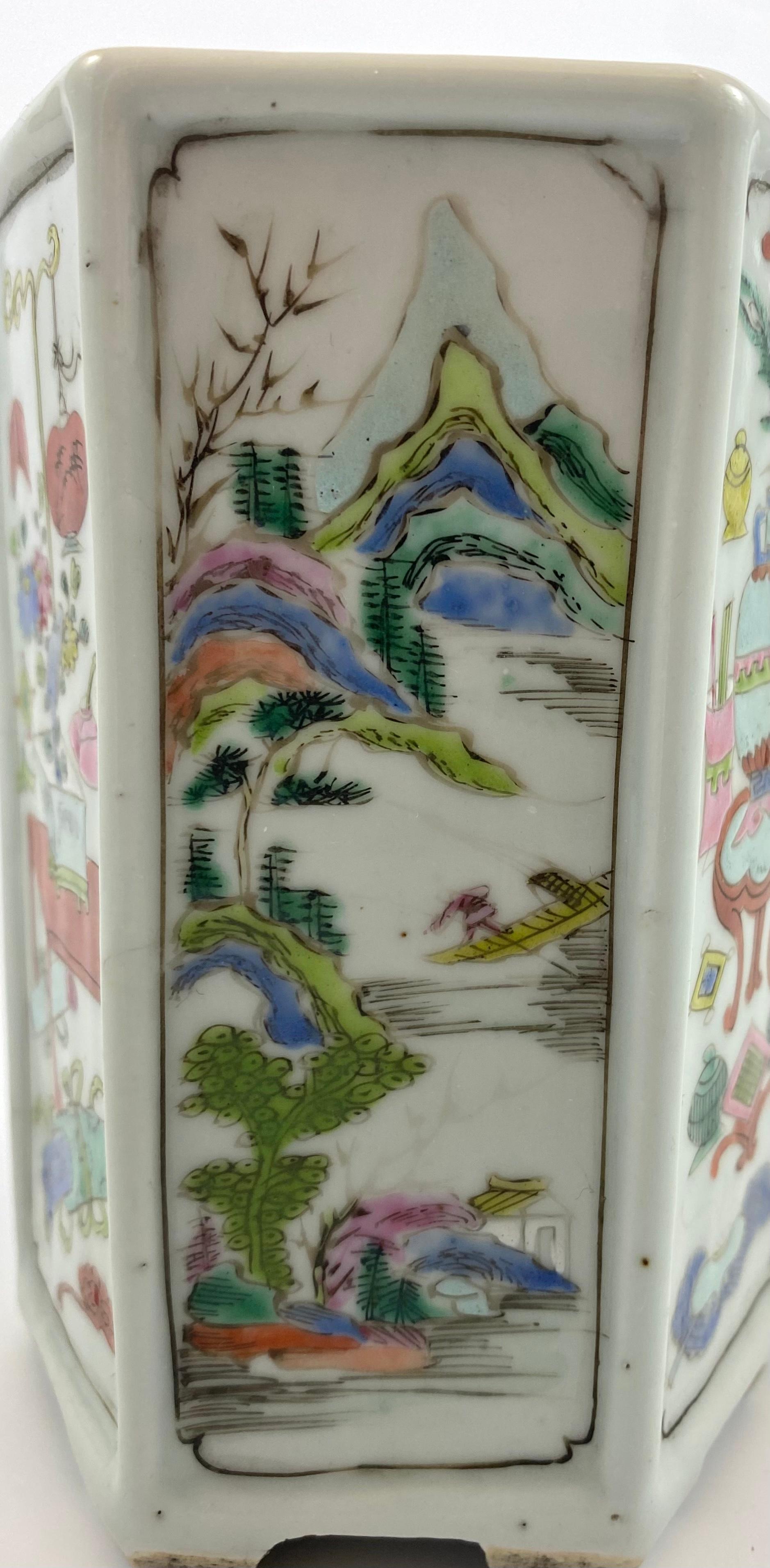 Chinese Porcelain Brush Pot, c. 1730. Yongzheng Period 6