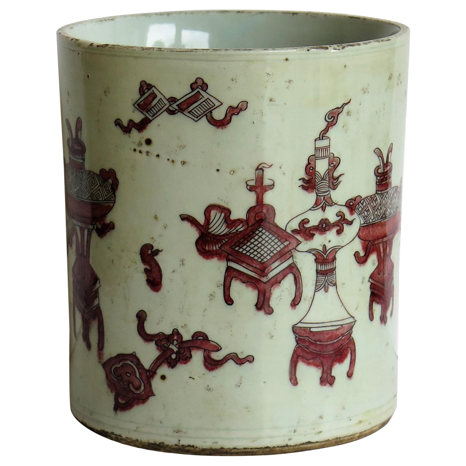 Chinese Porcelain Brush Pot Hand Painted in Under-Glaze Red, 18th Century Qing