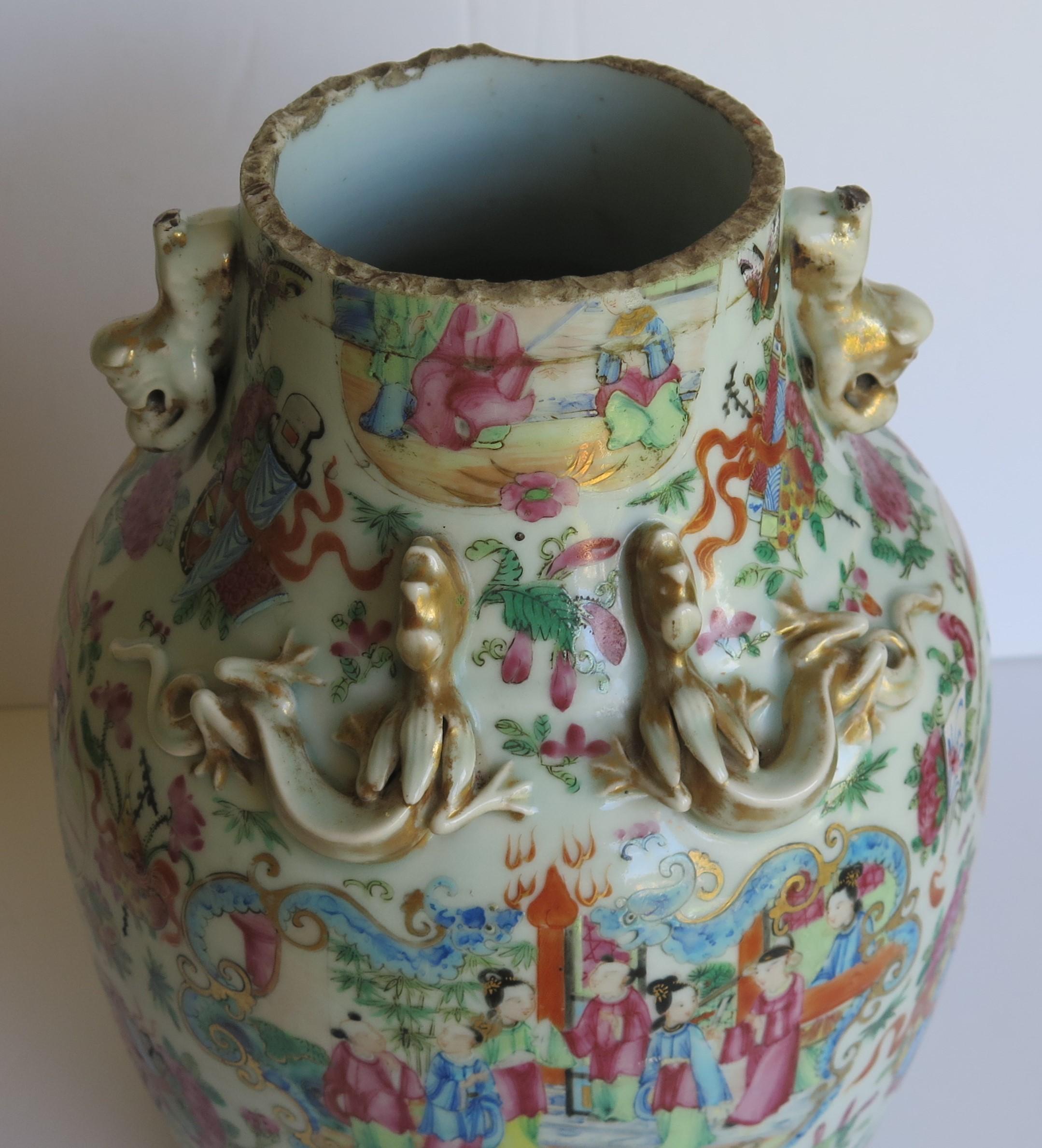 Chinese Porcelain Canton Vase Reduced to Make Potpourri Urn with Bird Top, Qing 6