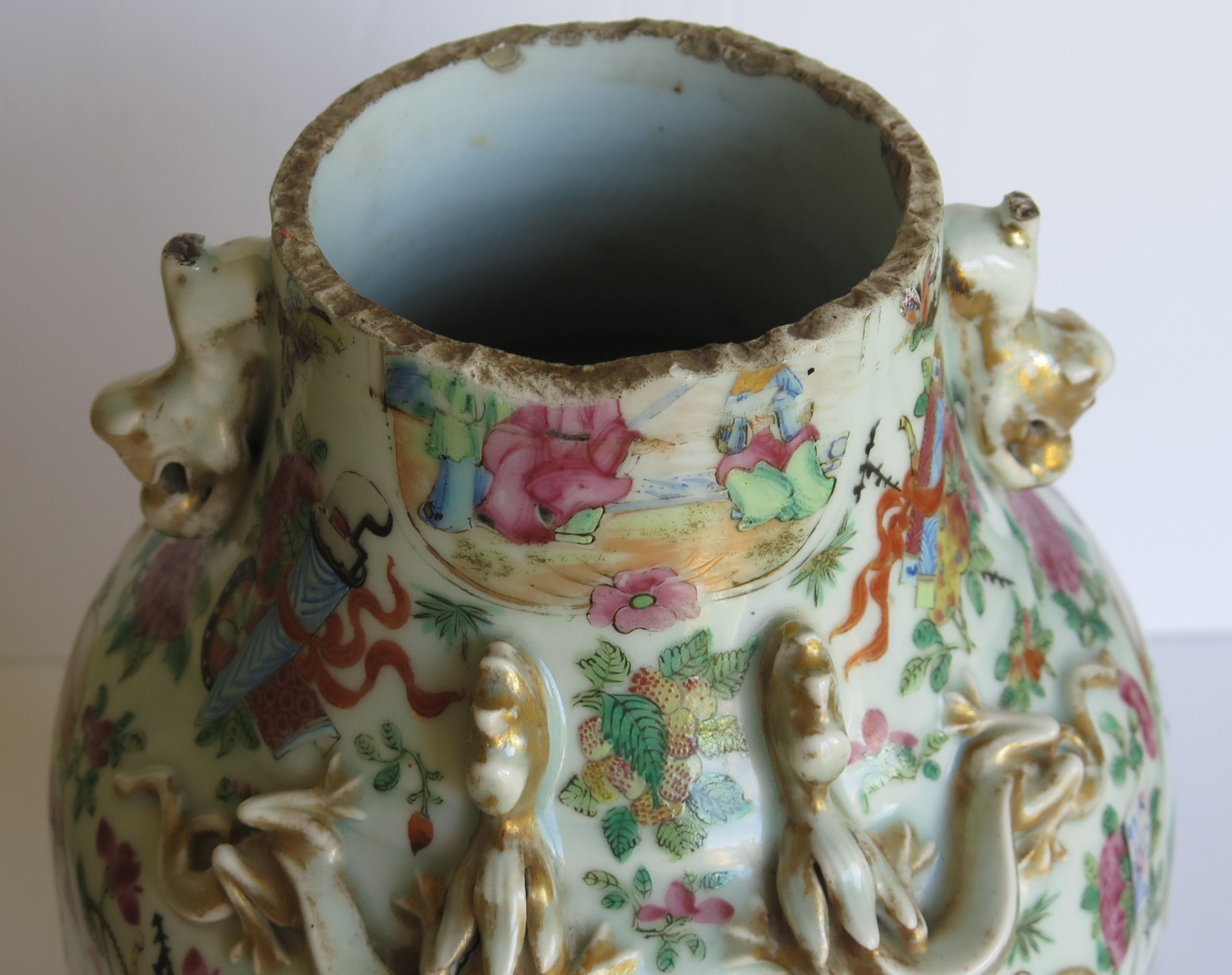 Chinese Porcelain Canton Vase Reduced to Make Potpourri Urn with Bird Top, Qing 7