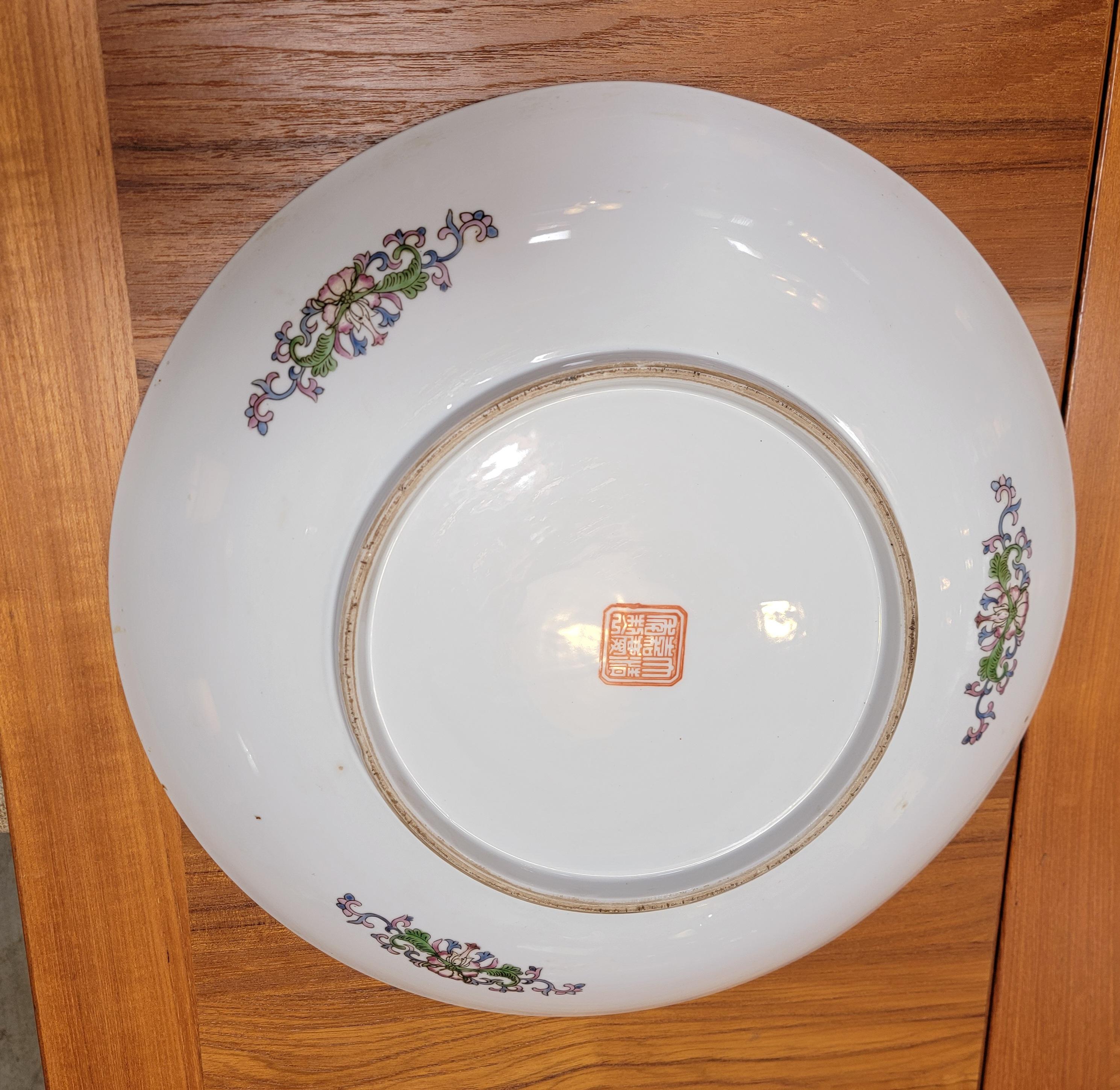 Chinese Export Chinese Porcelain Charger For Sale