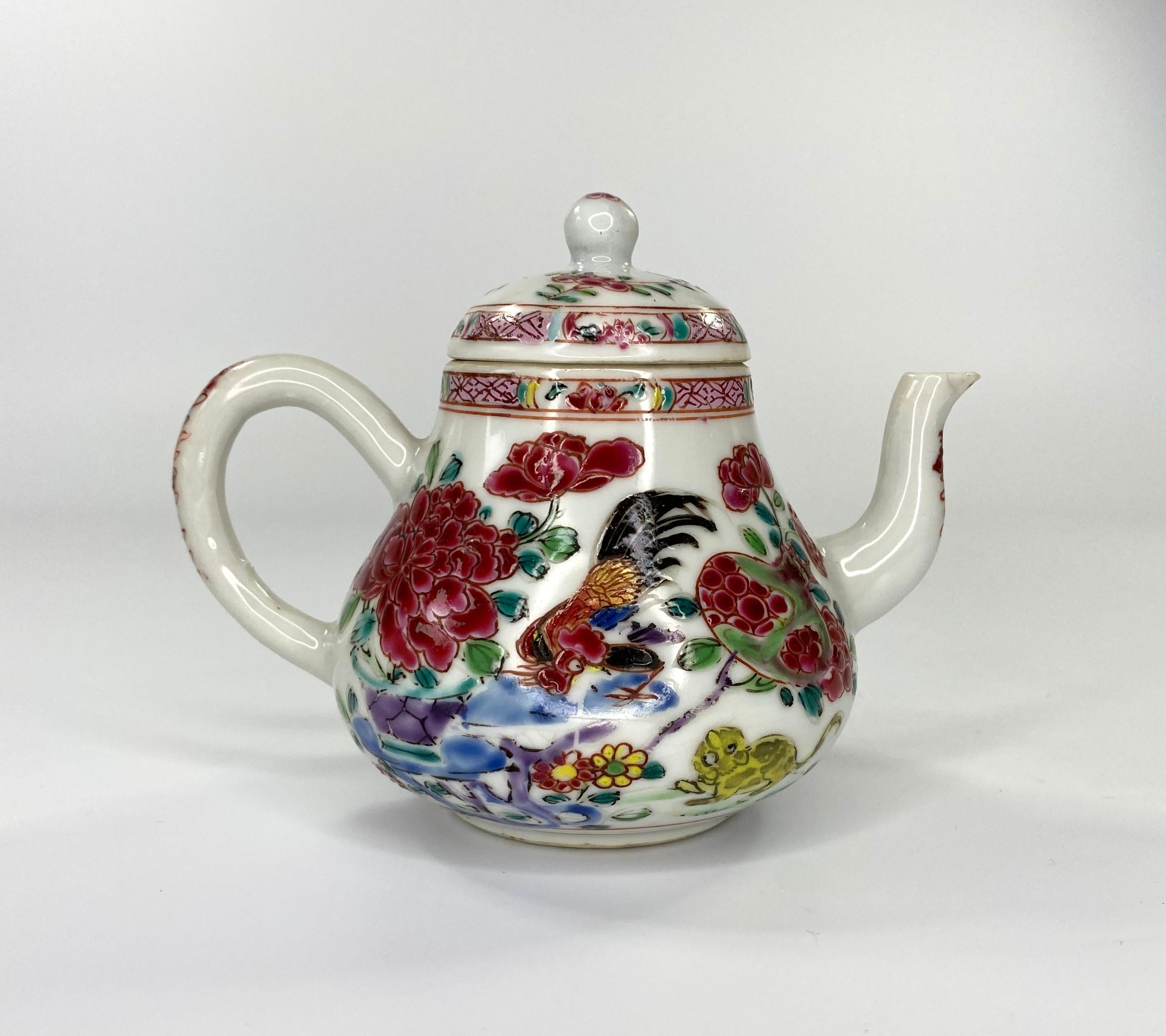 Mid-18th Century Chinese porcelain Cockerel and Cat Teapot, circa 1740, Qianlong Period