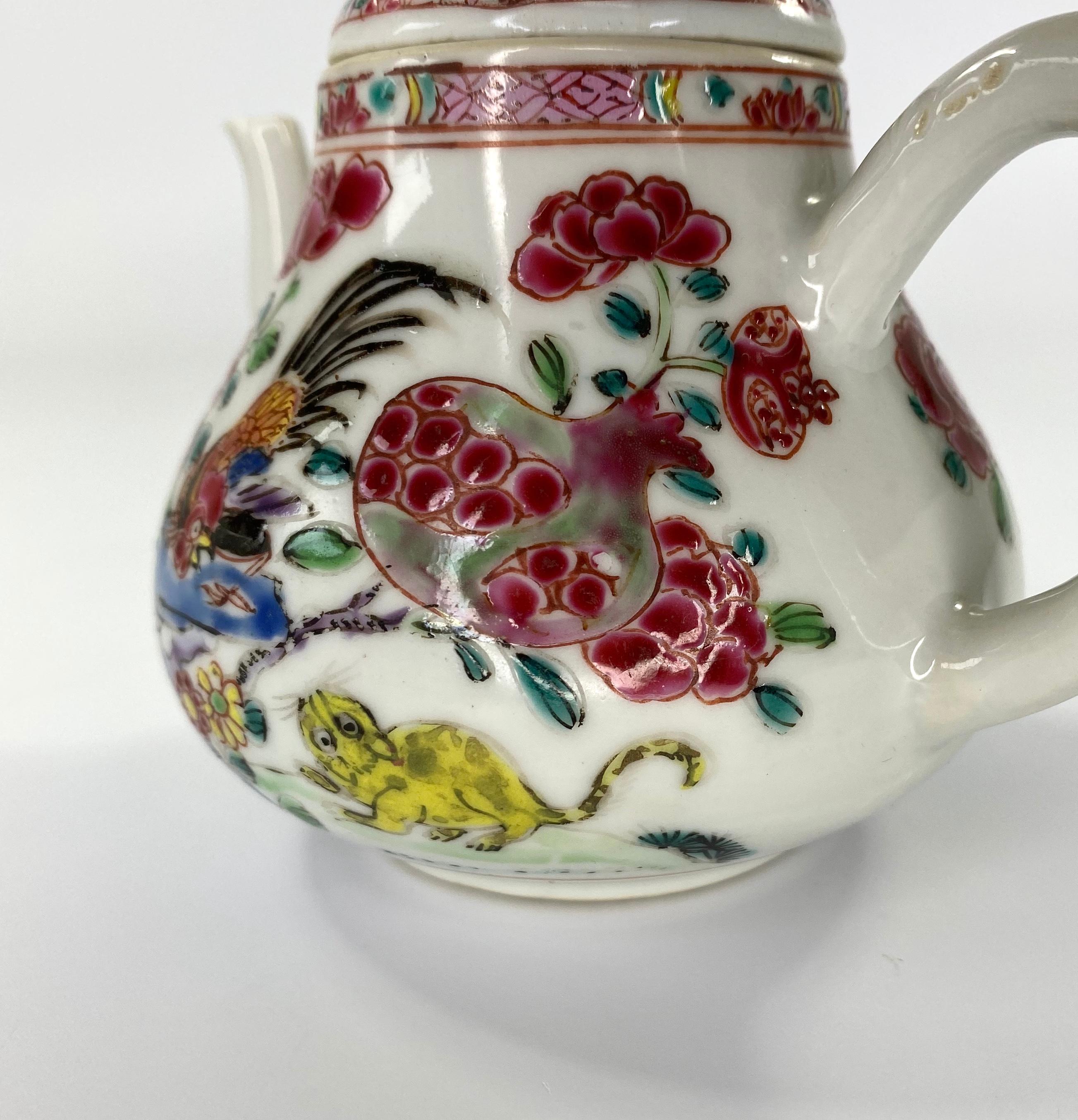 Chinese porcelain Cockerel and Cat Teapot, circa 1740, Qianlong Period 1