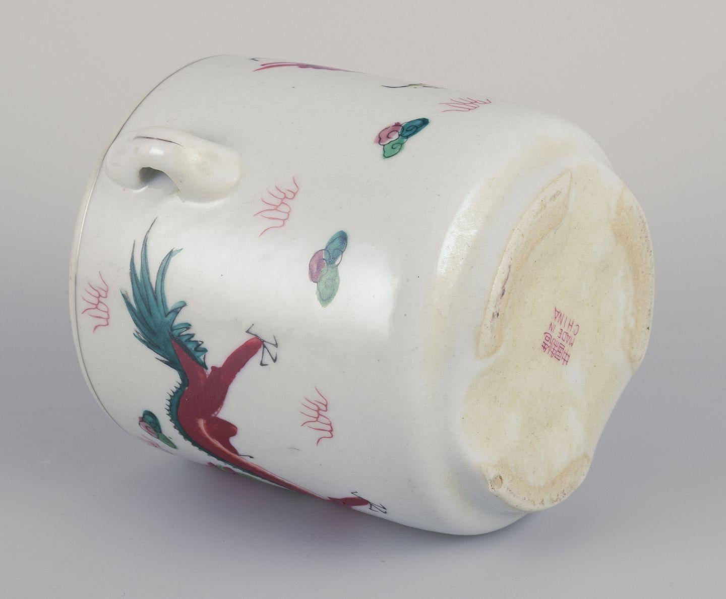 Chinese porcelain container with two lids. Hand-painted motif of dragons. 20th C For Sale 1