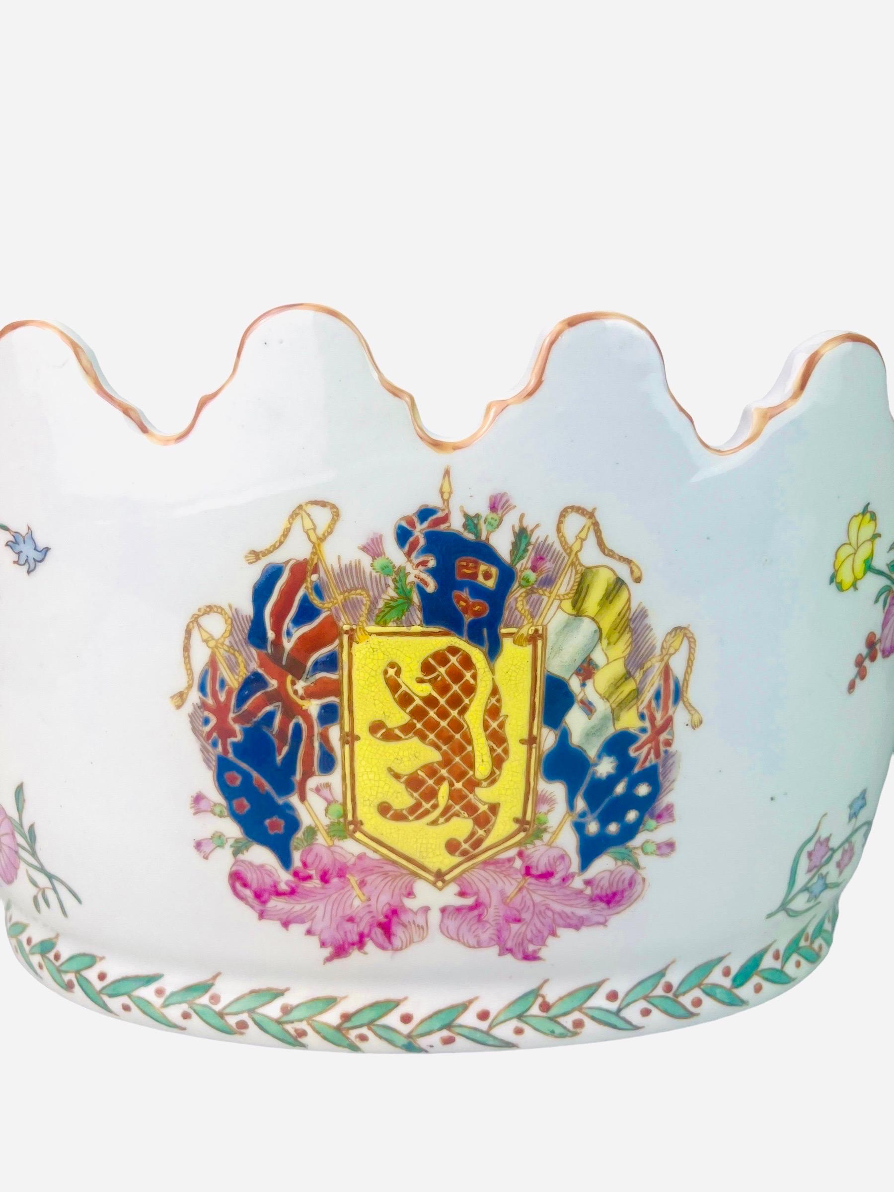 Porcelain Chinese porcelain Cooler / Planter / Jar - Rose family - 19th - Qing China For Sale