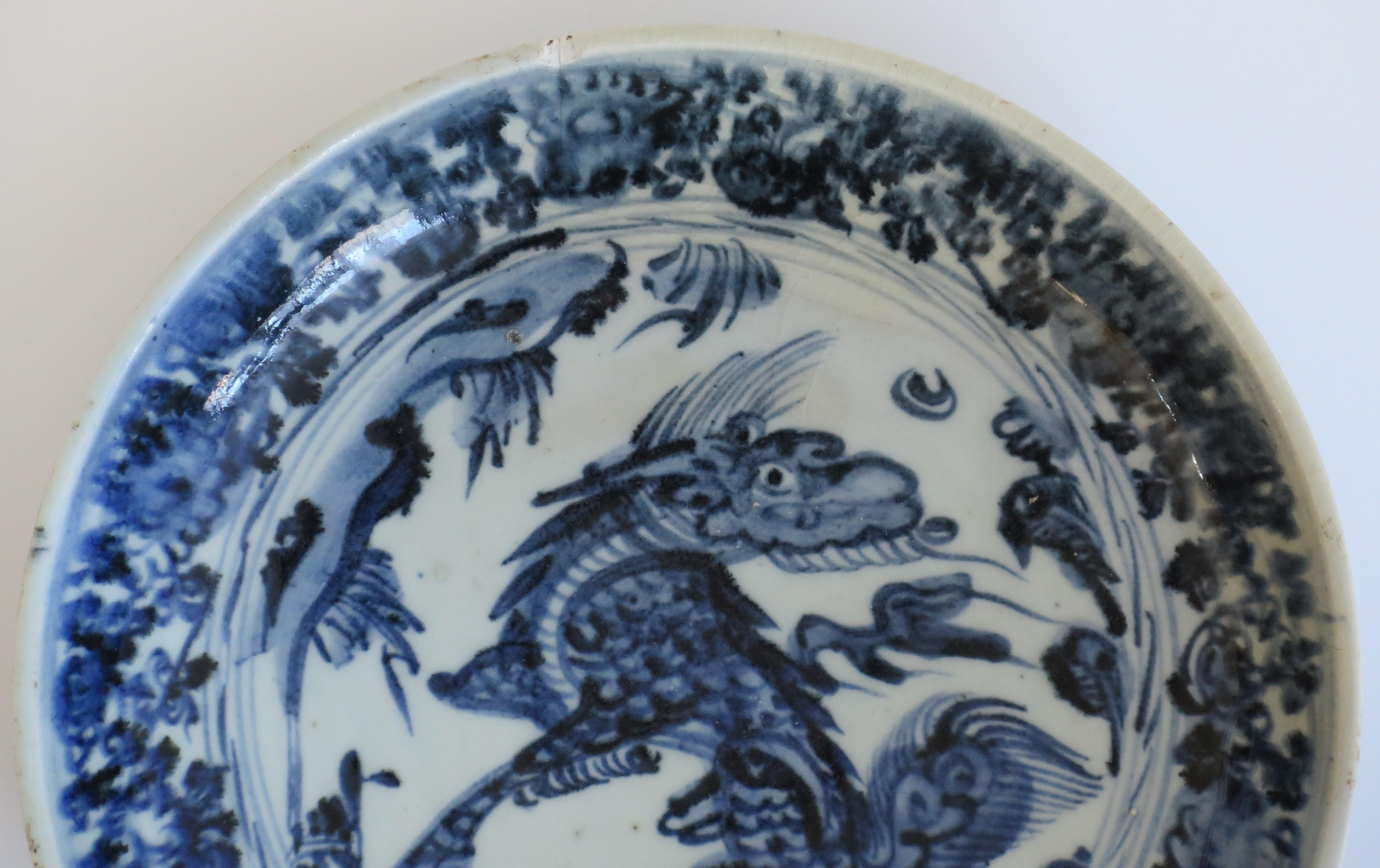 Chinese Porcelain Dish or Deep Plate Blue and White, Ming Wanli circa 1600 1