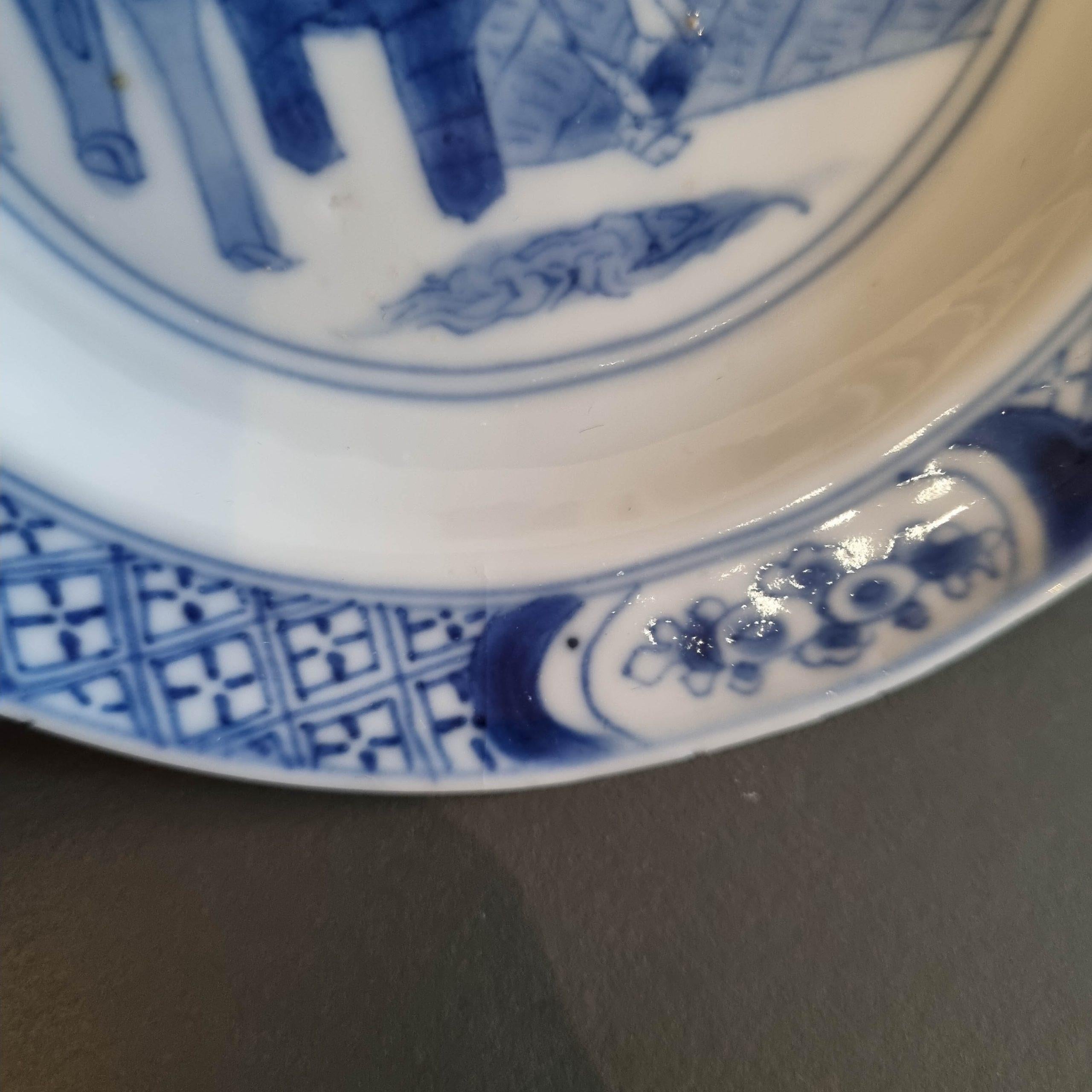 Set of small saucer dishes with the well known and interesting scene of the Kostermann riot / Riot of Rotterdam (some historical information below with also an original print of the riot). We already have an example of larger size but these smaller