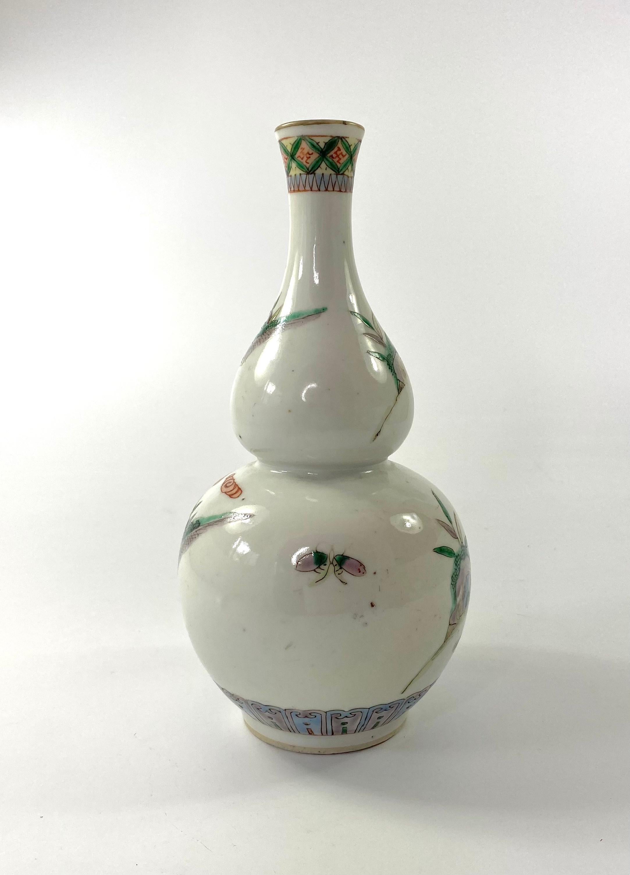 Fired Chinese Porcelain Double Gourd Vase, Famille Verte, c. 1880, Qing Dynasty