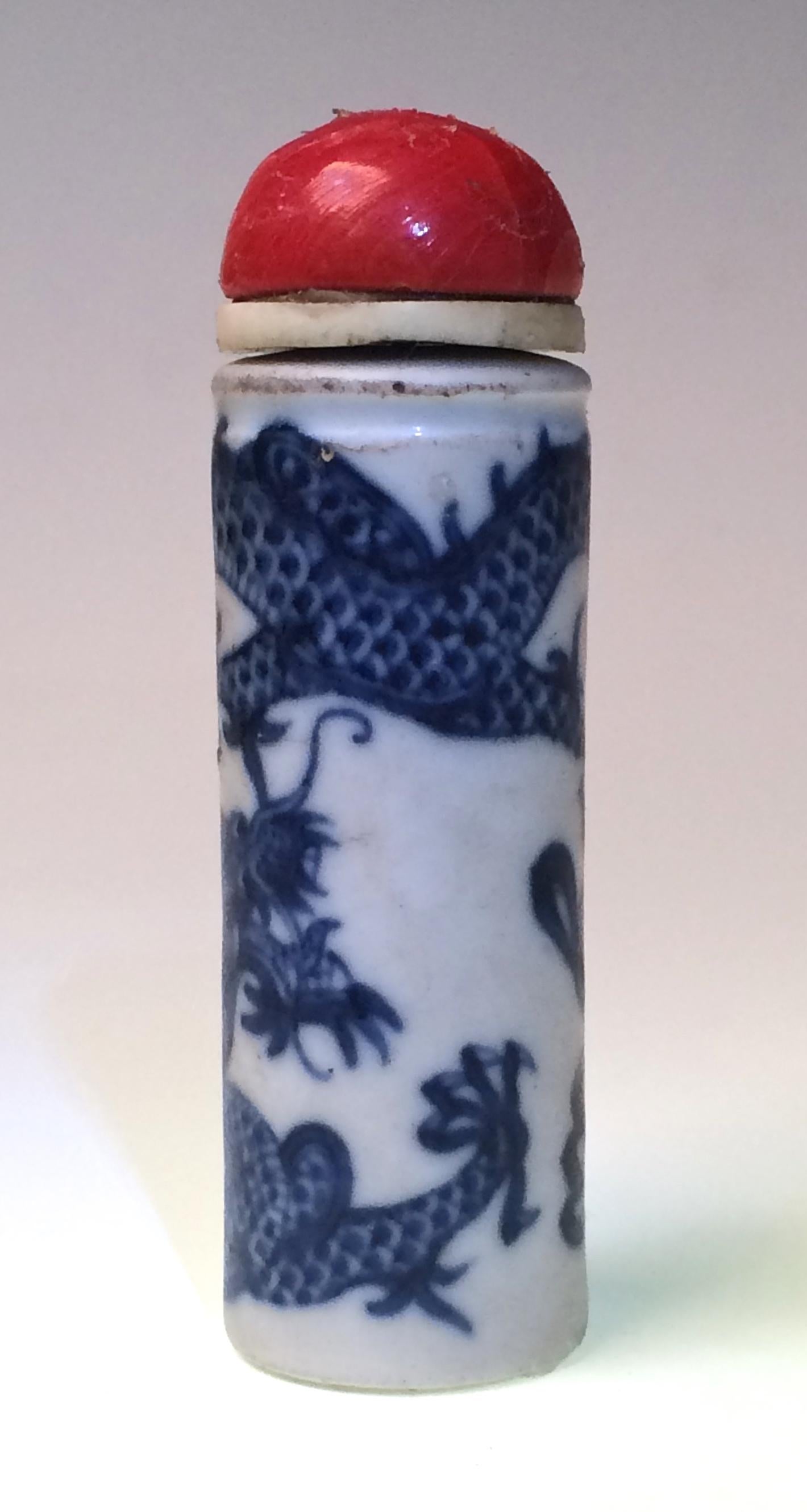 Qing Chinese Porcelain Dragon Pillar Snuff Bottle, 19th Century For Sale