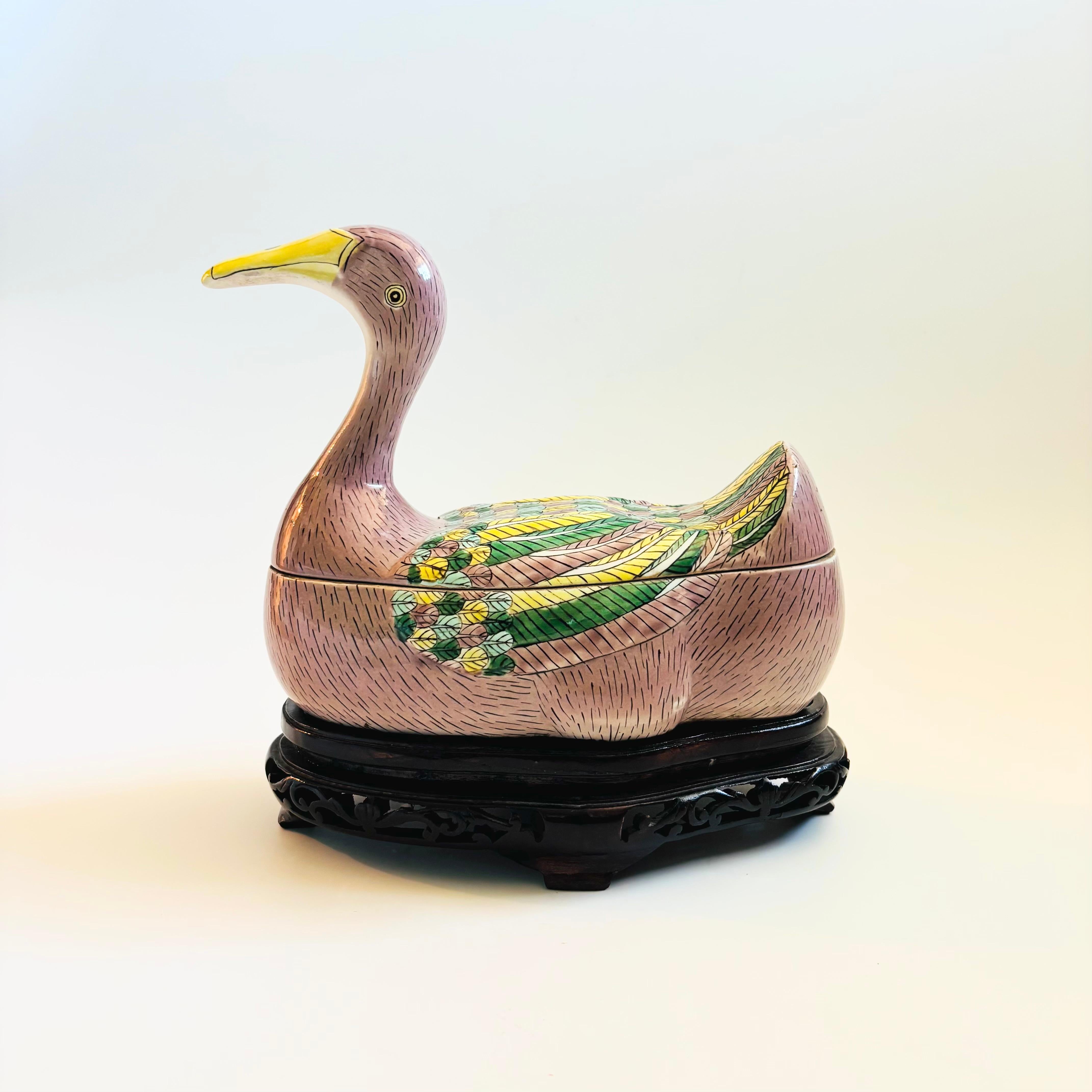Chinese Export Chinese Porcelain Duck Tureen on Carved Wood Stand For Sale