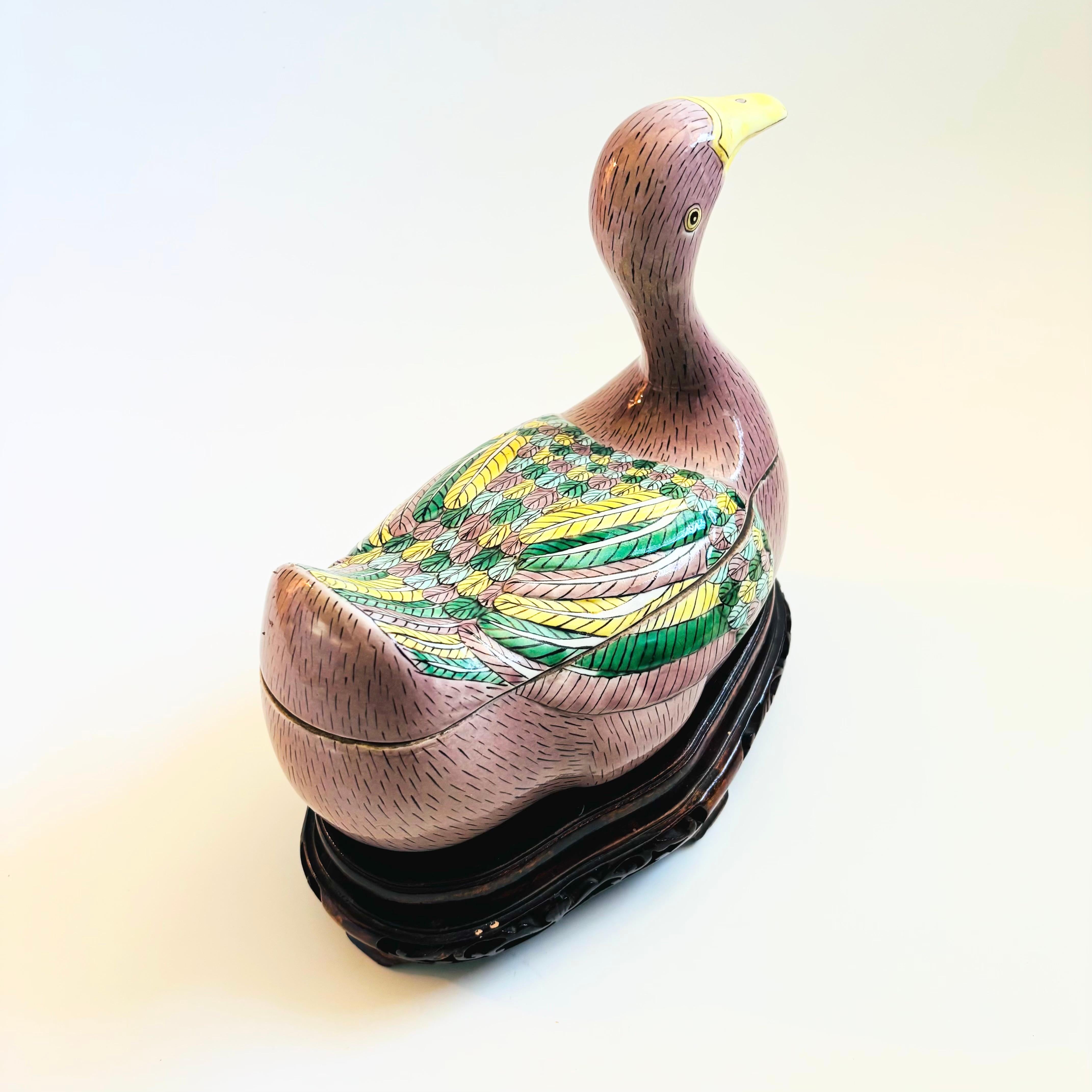 Chinese Porcelain Duck Tureen on Carved Wood Stand For Sale 1