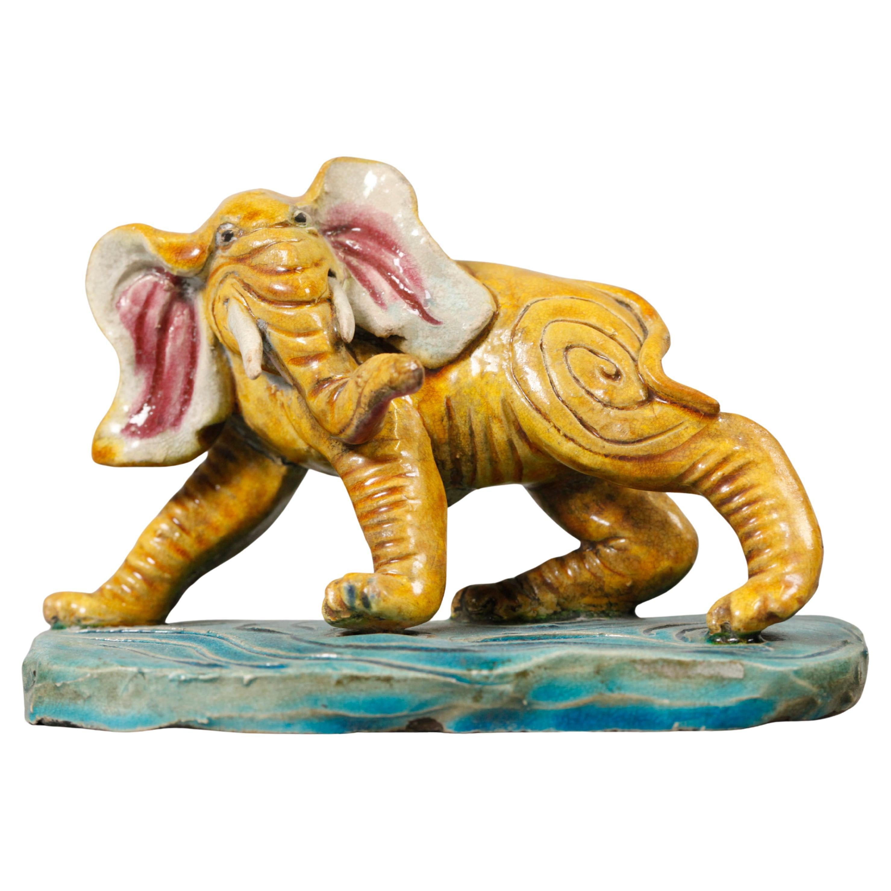 Chinese porcelain elephant on base, 19th c.