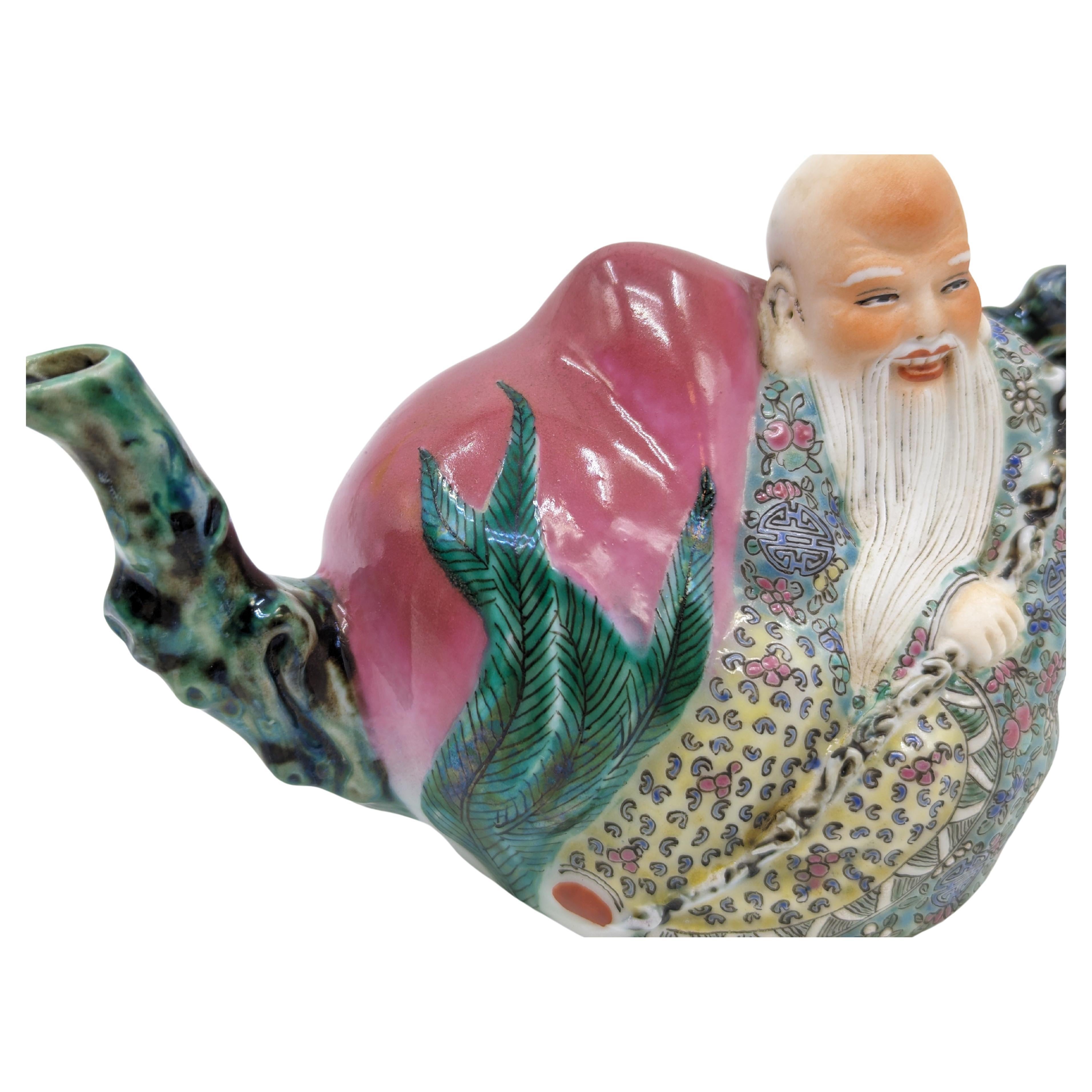 Chinese Porcelain Famille Rose Fencai Peach Sage Ewer Fu Jian Hui Guan Mark 20c For Sale 3
