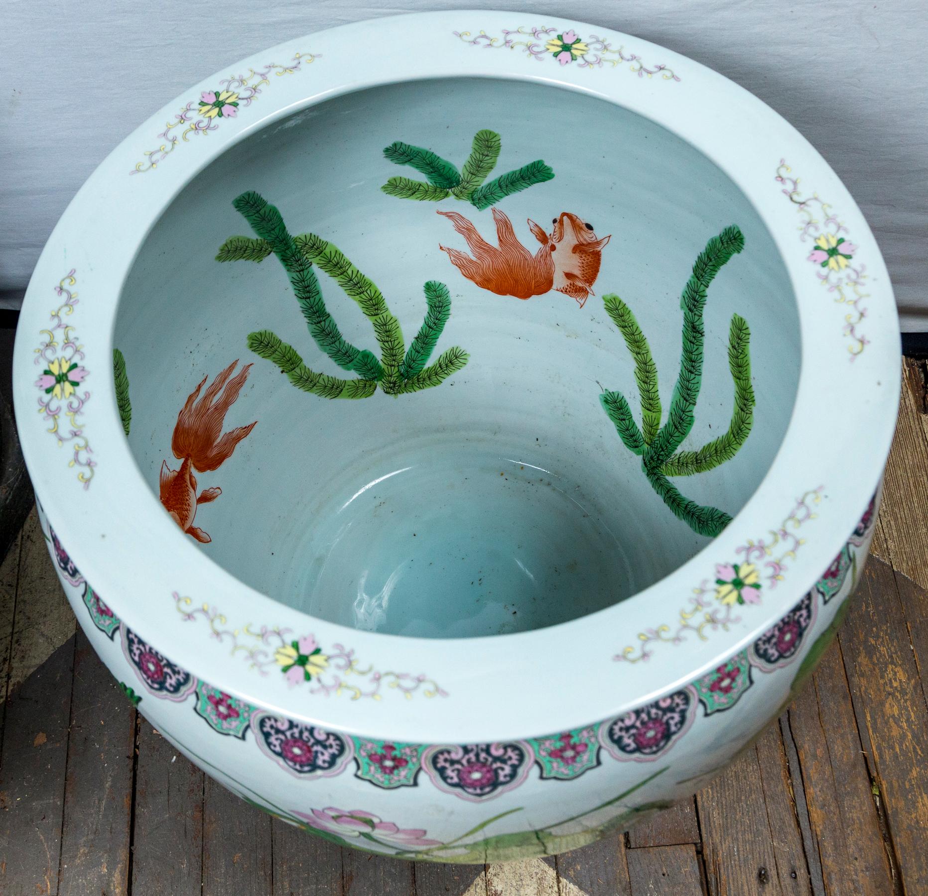 Porcelaine chinoise « Fish Bowl » ( bol à fruits) en vente 5