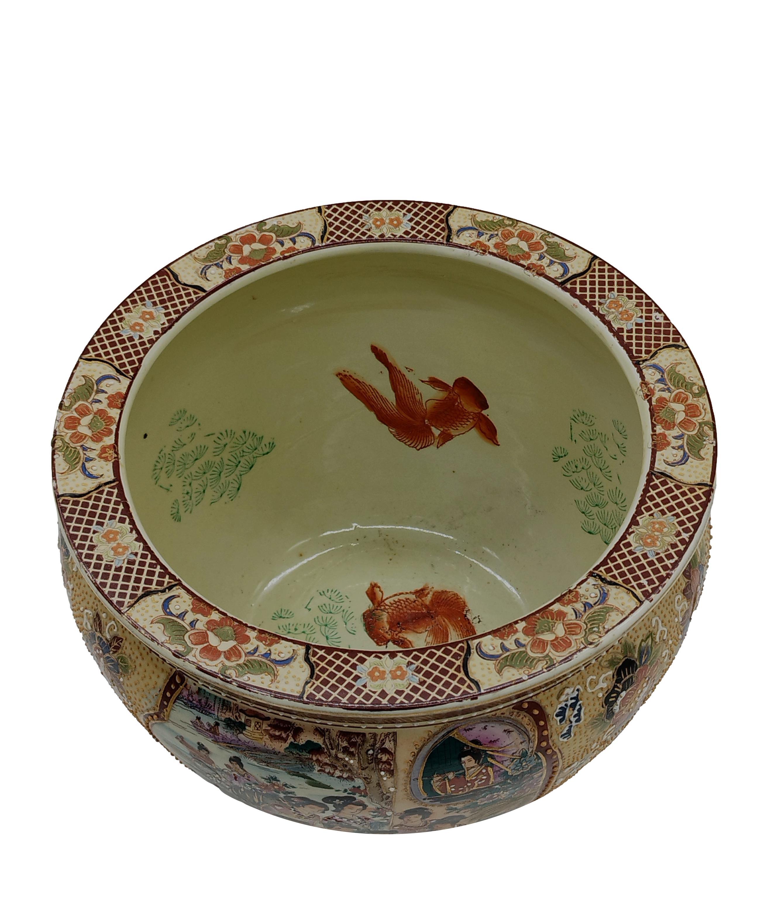 Chinese Porcelain Fish Bowl or Planter with Oriental Decorations, China, 1960s For Sale 1