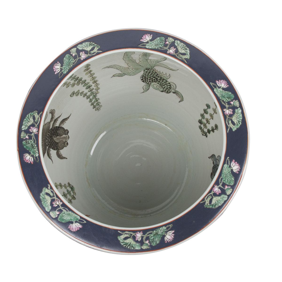 Women's or Men's Chinese Porcelain Floral Pattern Fish Bowl