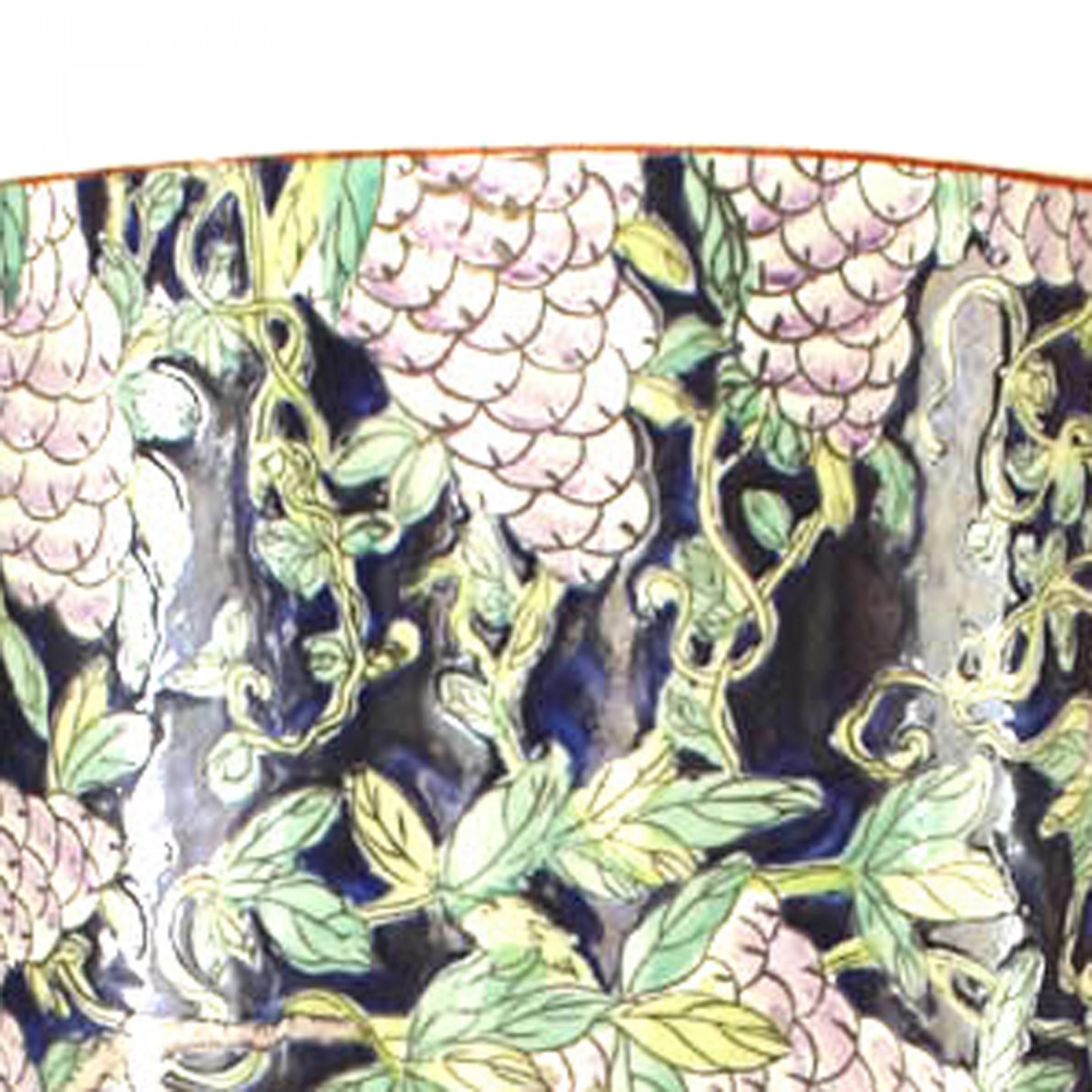 Chinese Porcelain Floral Umbrella Stand In Good Condition For Sale In Queens, NY