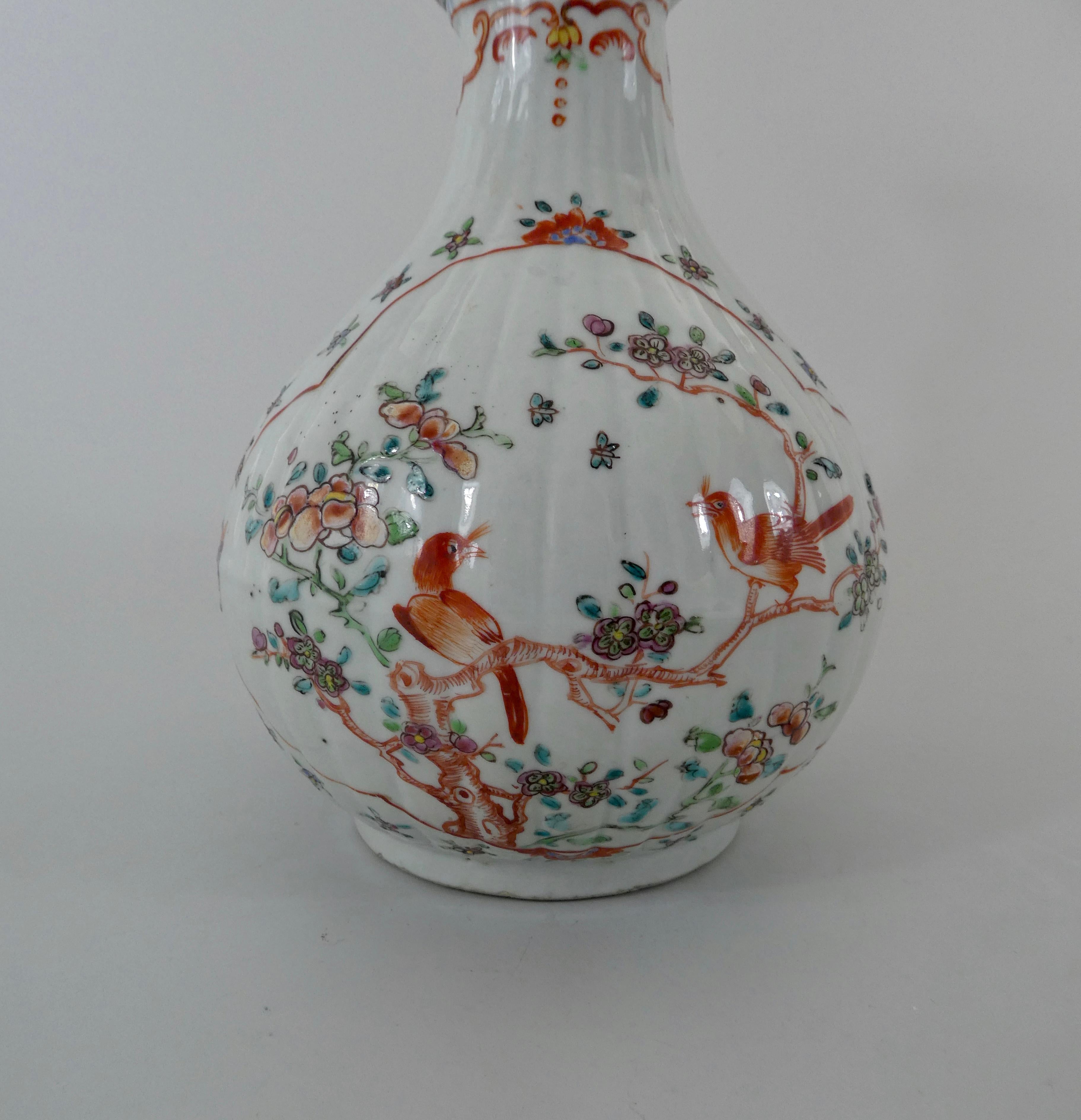 Chinese Porcelain Garniture, Famille Rose Decoration, Qianlong Period 4