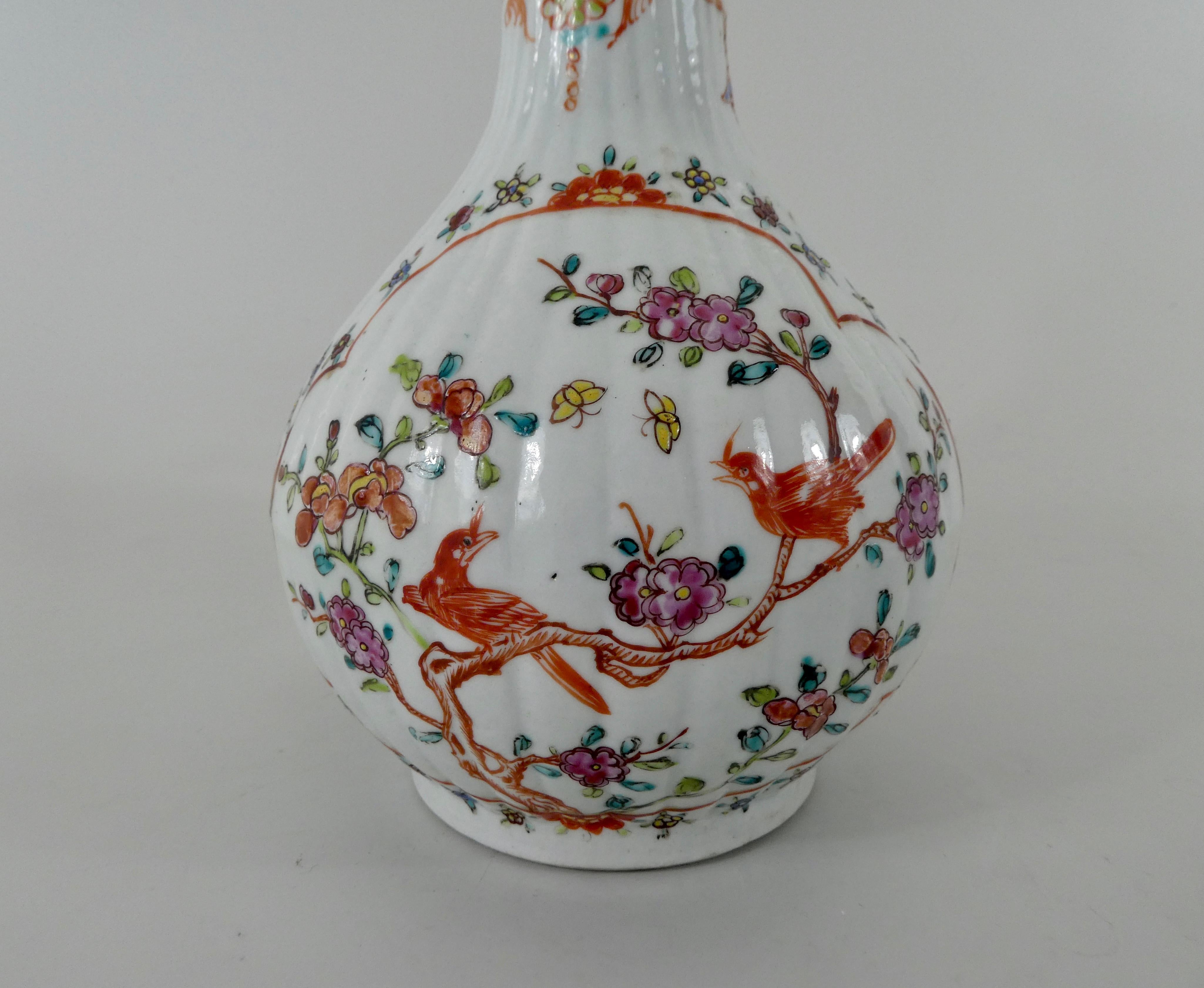 George II Chinese Porcelain Garniture, Famille Rose Decoration, Qianlong Period